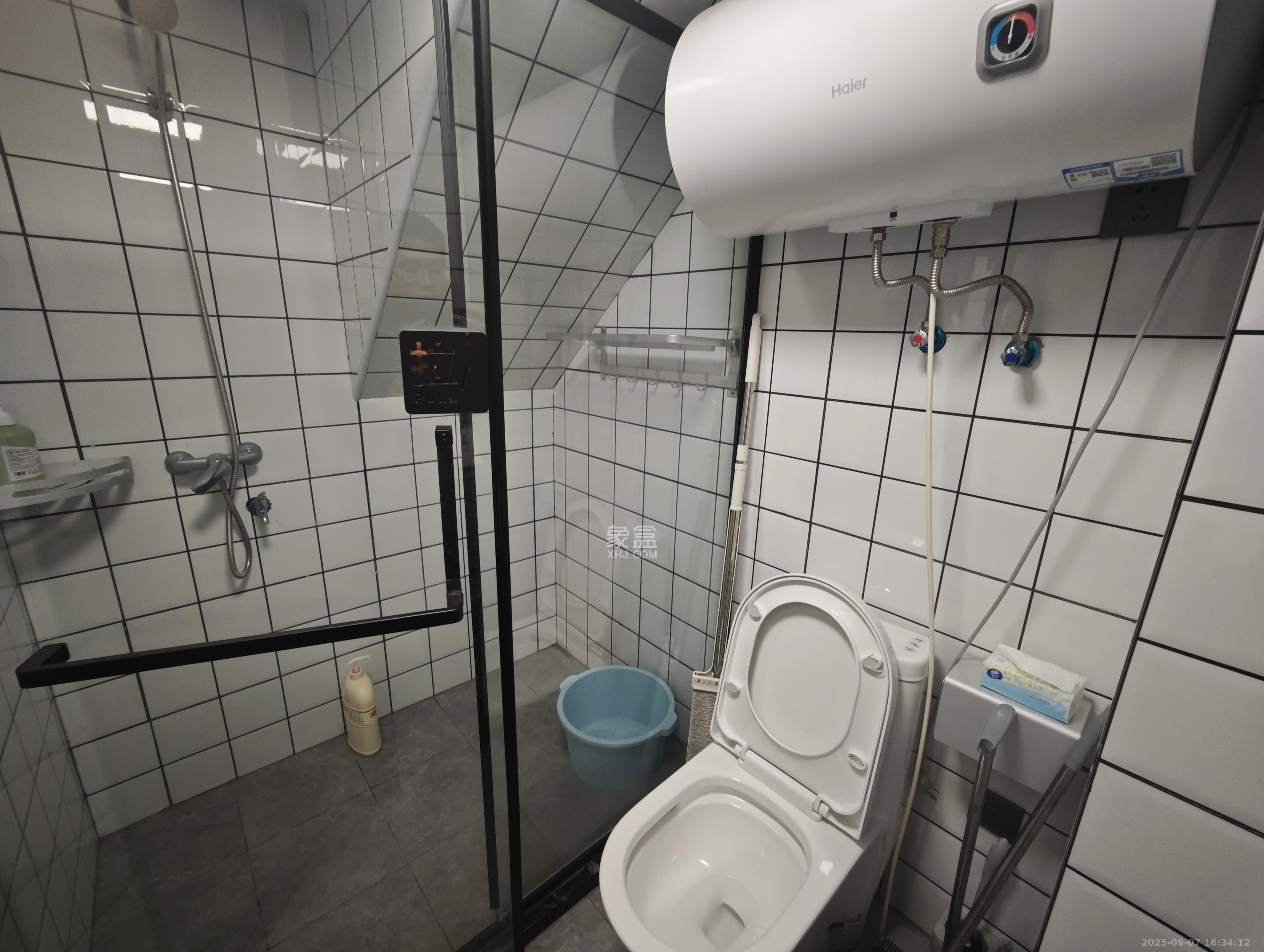 绿地长沙城际空间站（绿地新里佳苑）  2室2厅1卫    1800.0元/月室内图