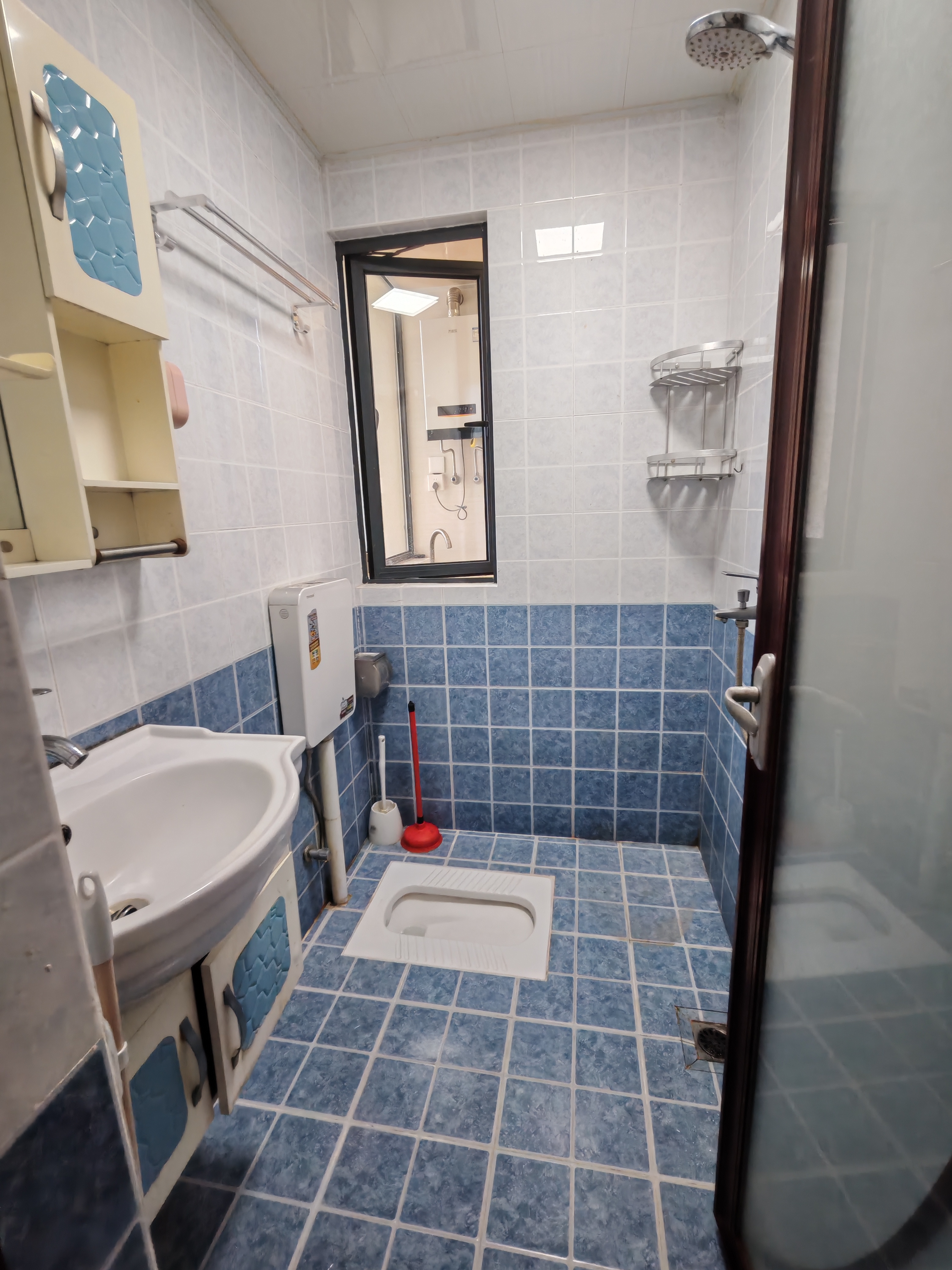 新城吾悦广场 1室1厅1卫 1600.0元/月 新城吾悦广场 1室1厅1卫 1600.0元/月室内图