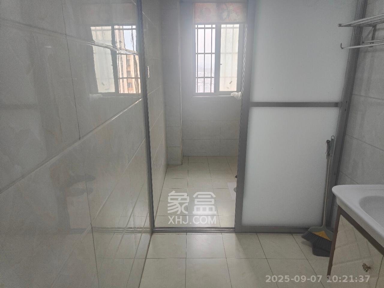 联盟佳苑  3室2厅2卫    1800.0元/月 联盟佳苑  3室2厅2卫    1800.0元/月室内图