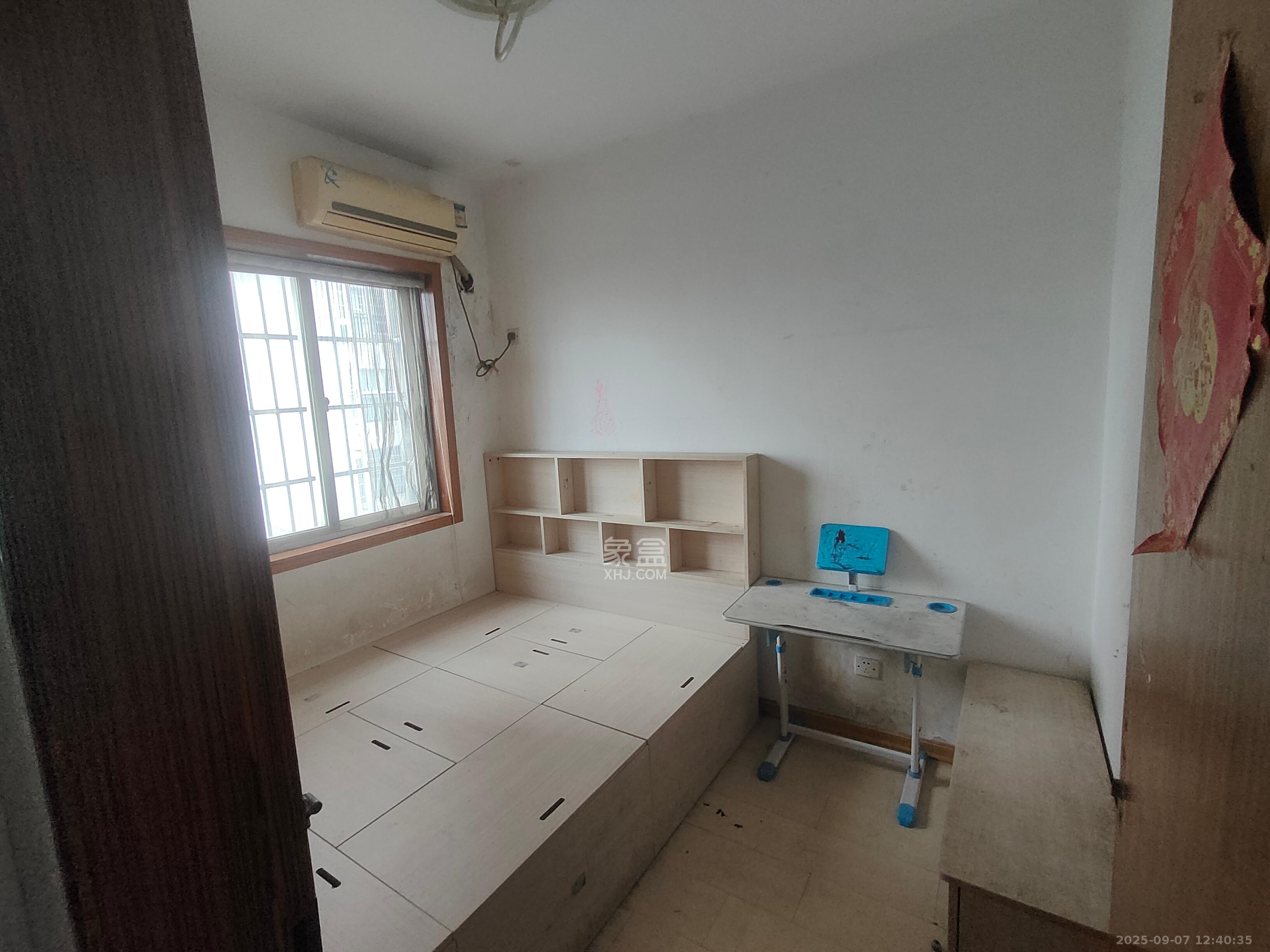 星典时代 2室2厅1卫 1800.0元/月 星典时代 2室2厅1卫 1800.0元/月室内图