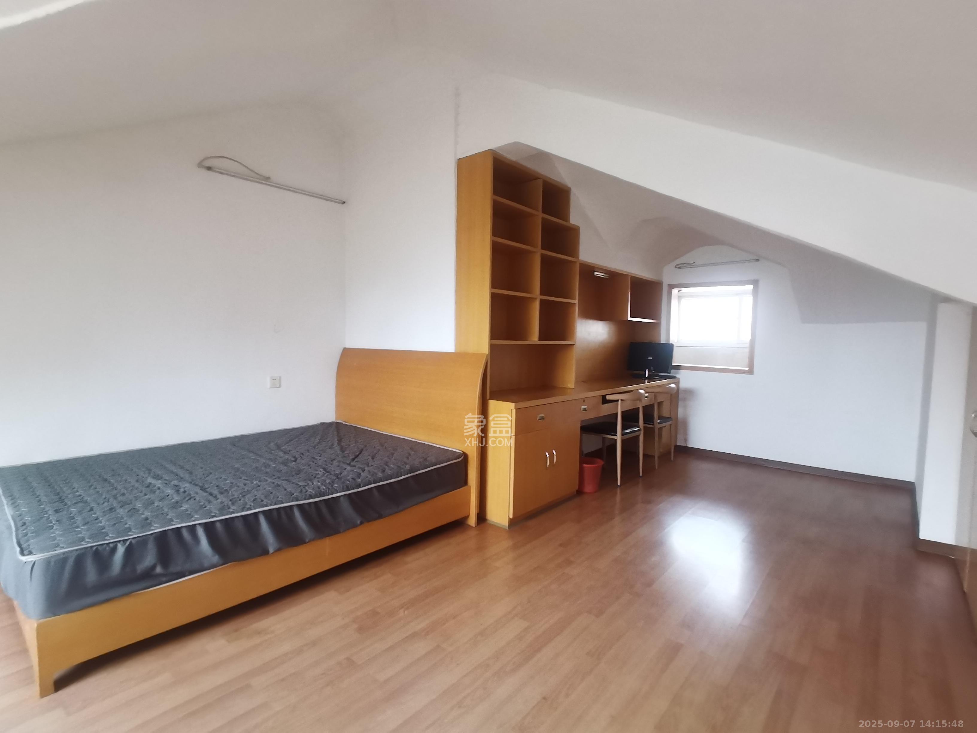 东城名苑  2室2厅2卫    1200.0元/月 东城名苑  2室2厅2卫    1200.0元/月室内图