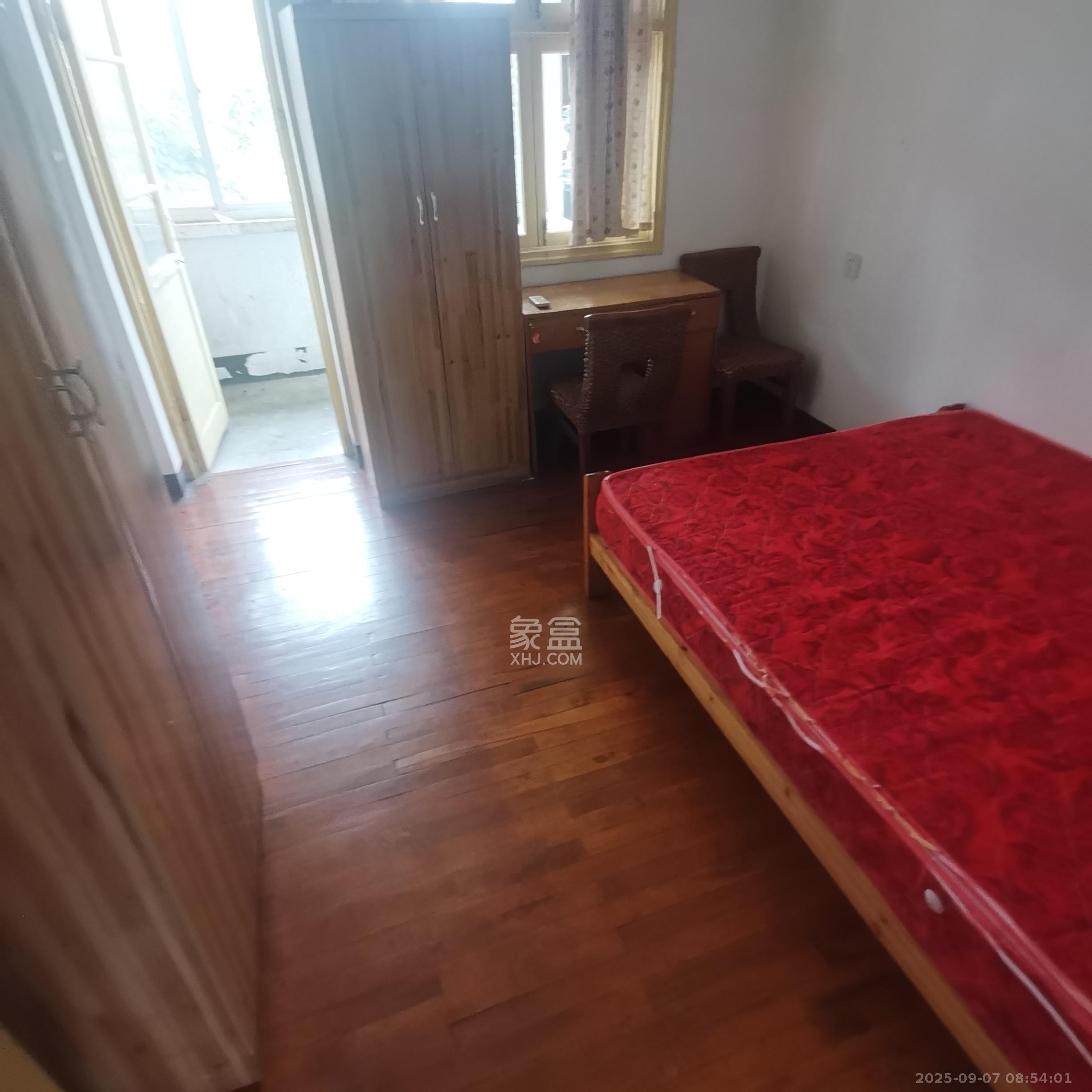 中南家园 1室0厅0卫 1300.0元/月 中南家园 1室0厅0卫 1300.0元/月室内图