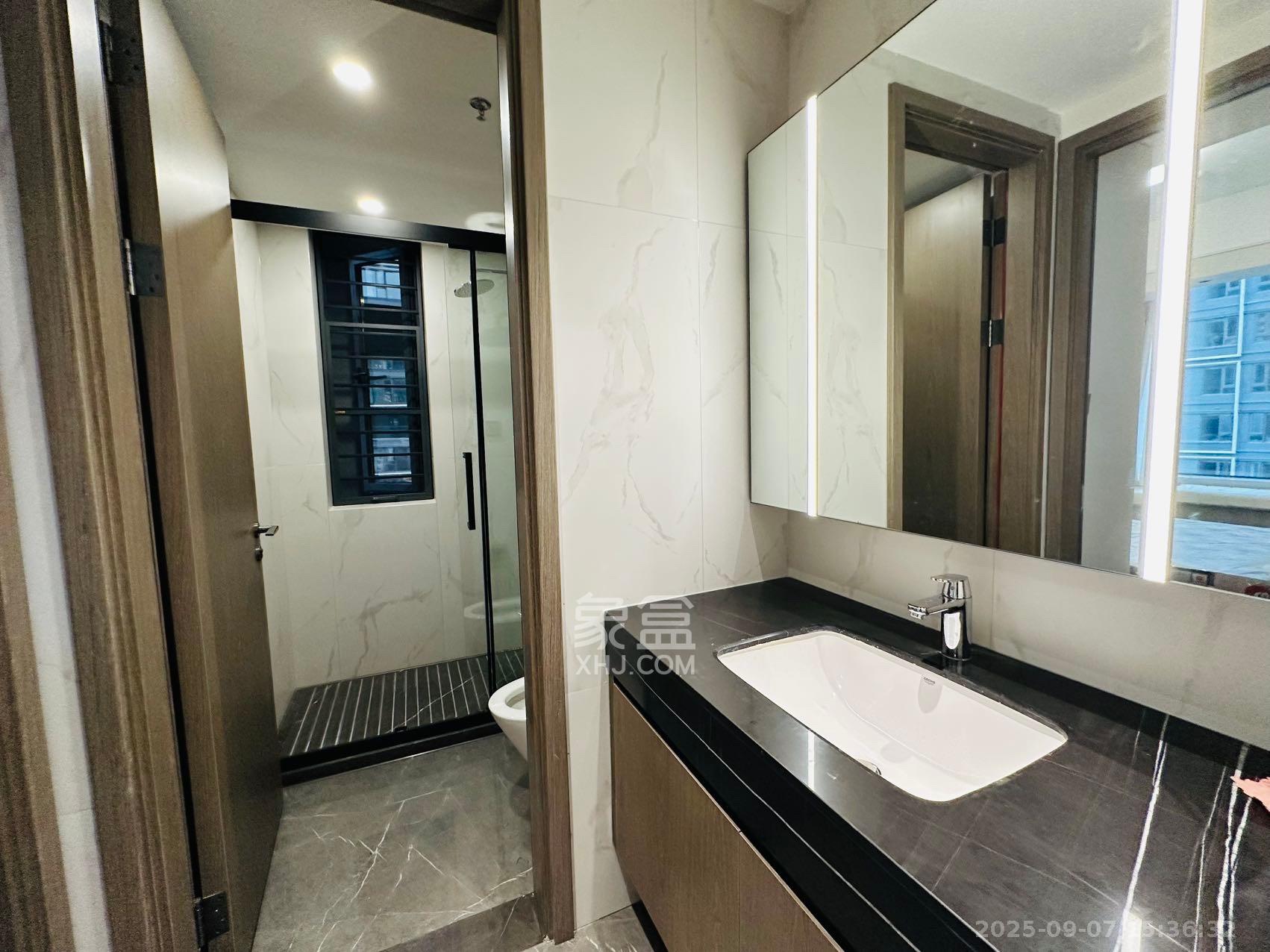 绿城招商桂语雲峯 4室2厅2卫 8000.0元/月 绿城招商桂语雲峯 4室2厅2卫 8000.0元/月室内图