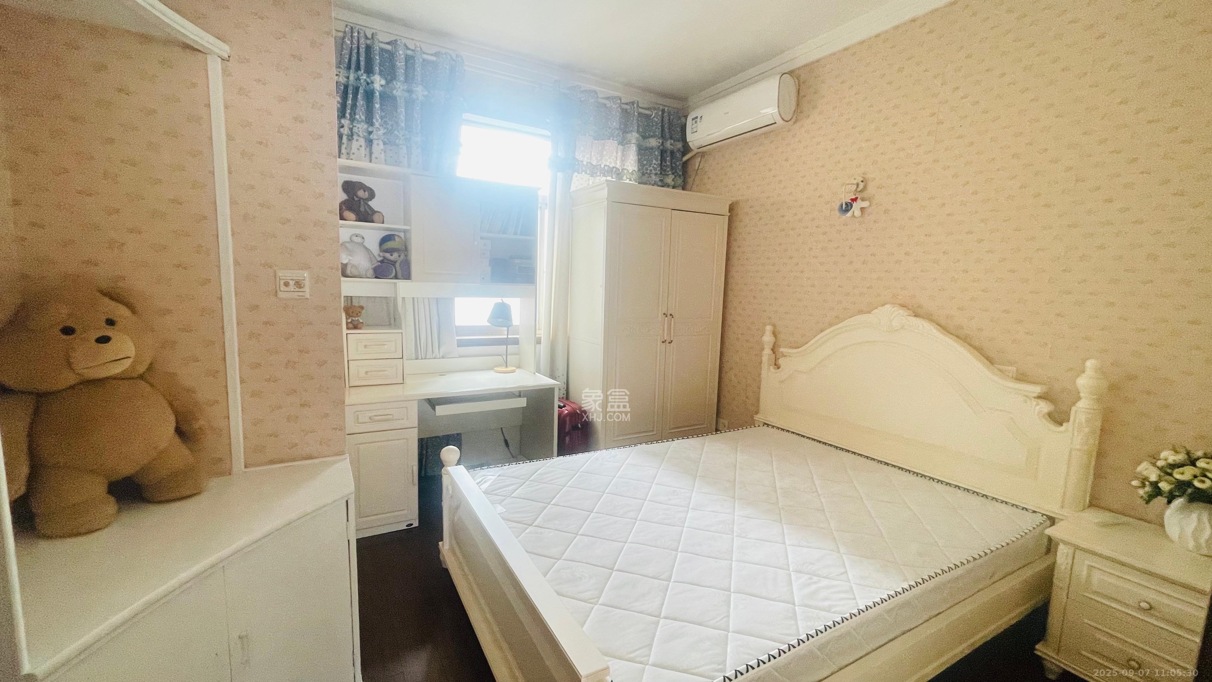 莲湖大厦  1室0厅0卫    2600.0元/月室内图