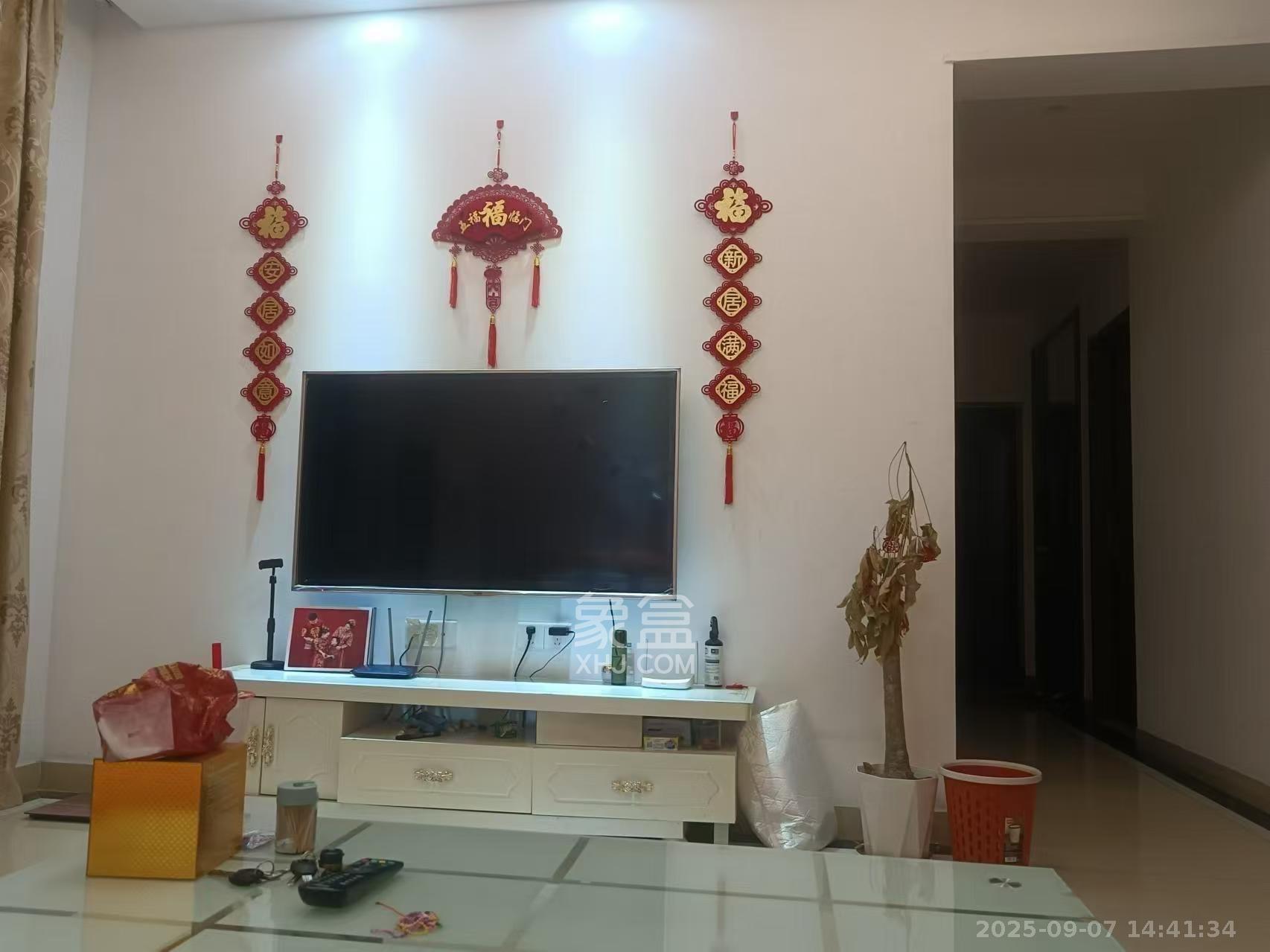 旺德府恺悦国际  3室2厅2卫    2200.0元/月室内图