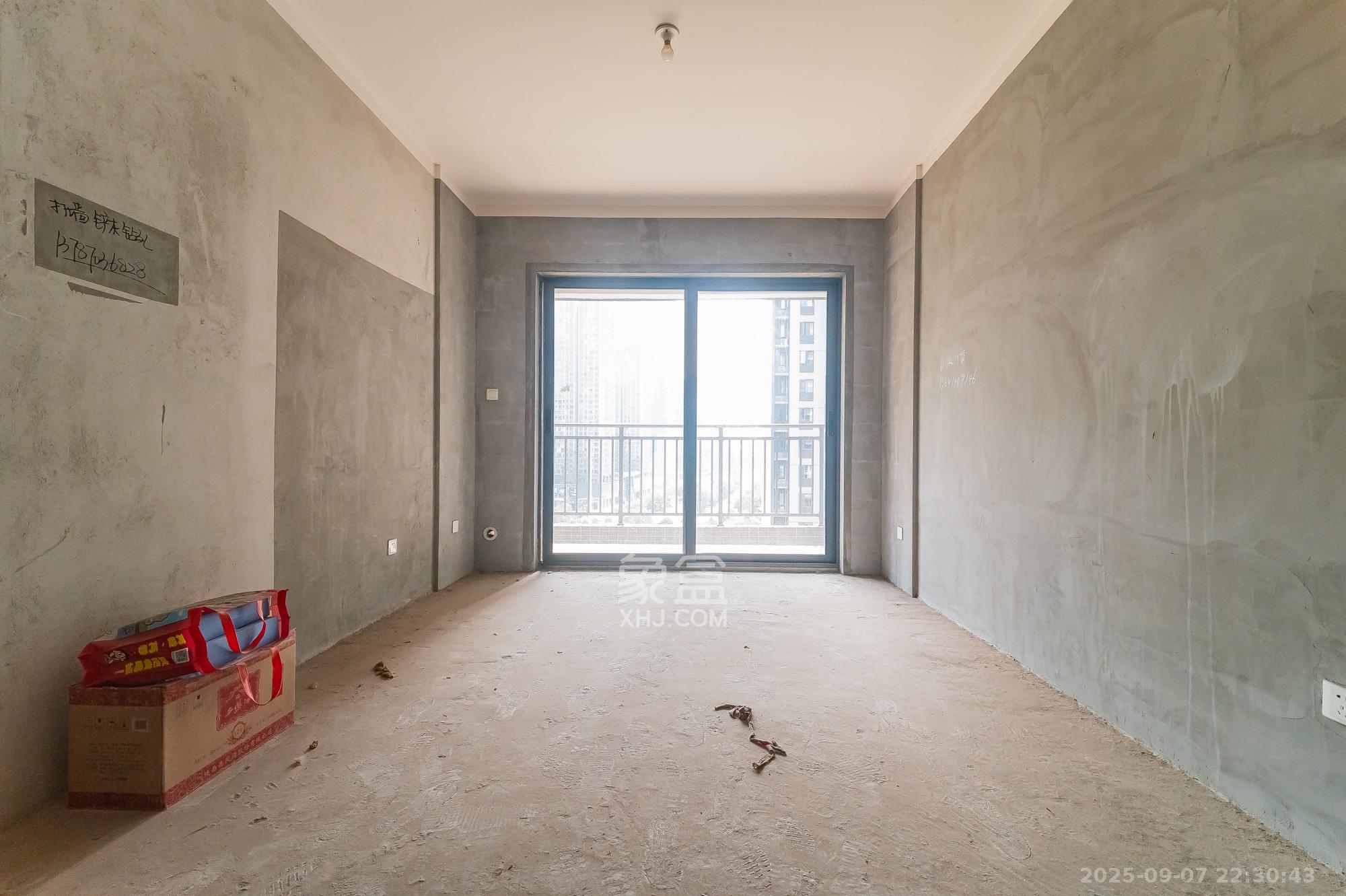 恒基凯旋门三期 3室2厅1卫 71.8万 恒基凯旋门三期 3室2厅1卫 71.8万客厅