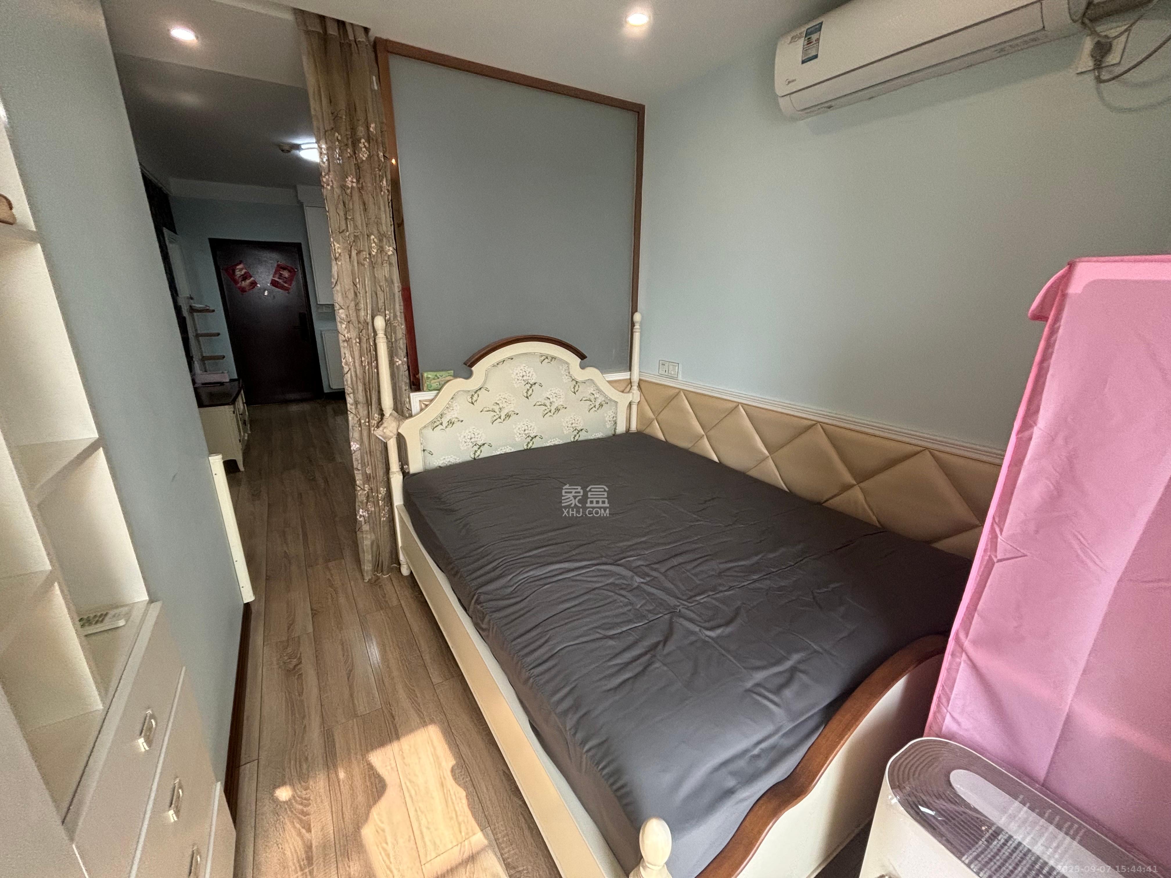 北辰三角洲E3区  1室1厅1卫   2400.00元/月室内图