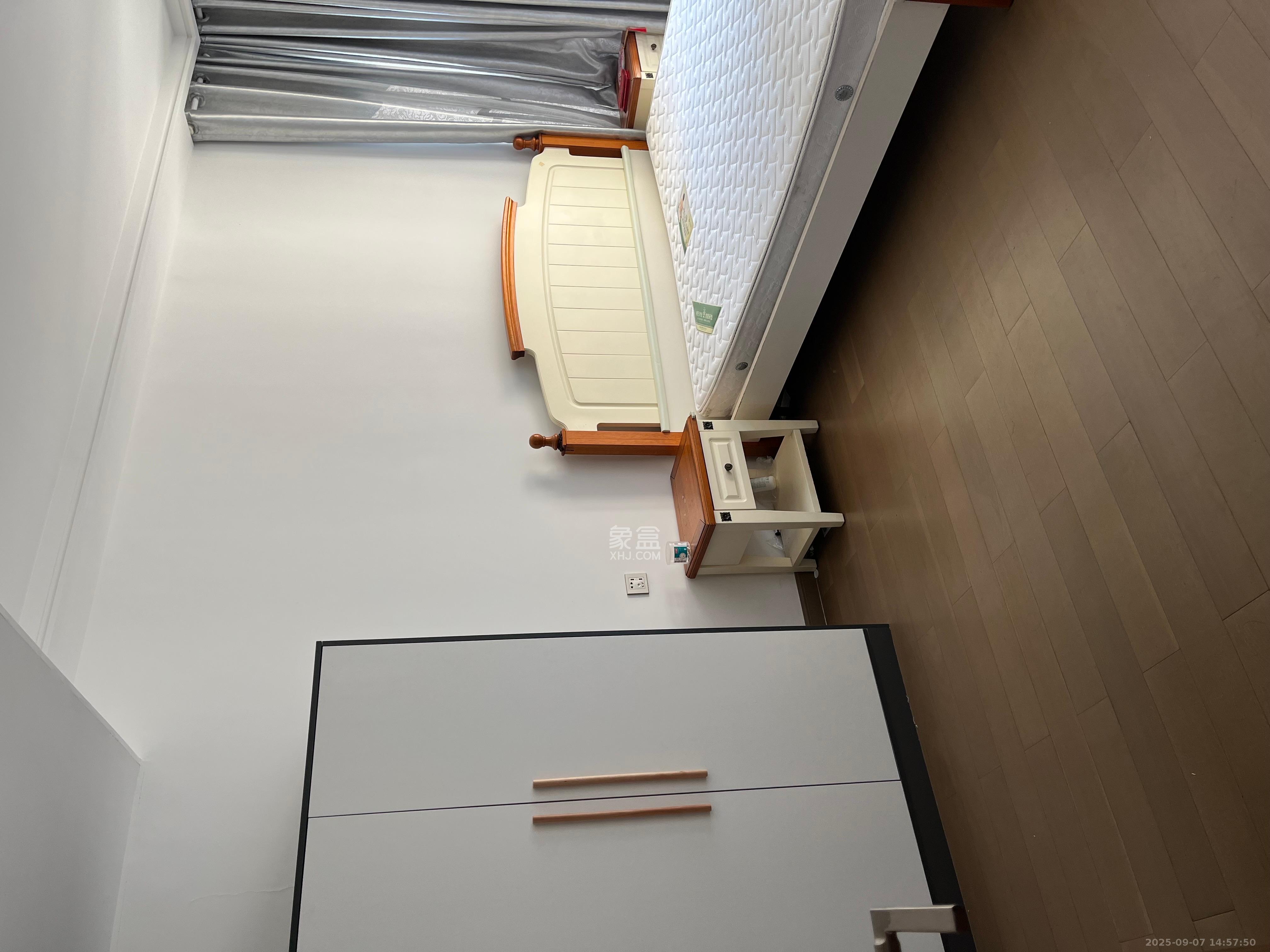 阳光城尚东湾蜜桃园 4室2厅2卫 2900.0元/月 阳光城尚东湾蜜桃园 4室2厅2卫 2900.0元/月室内图