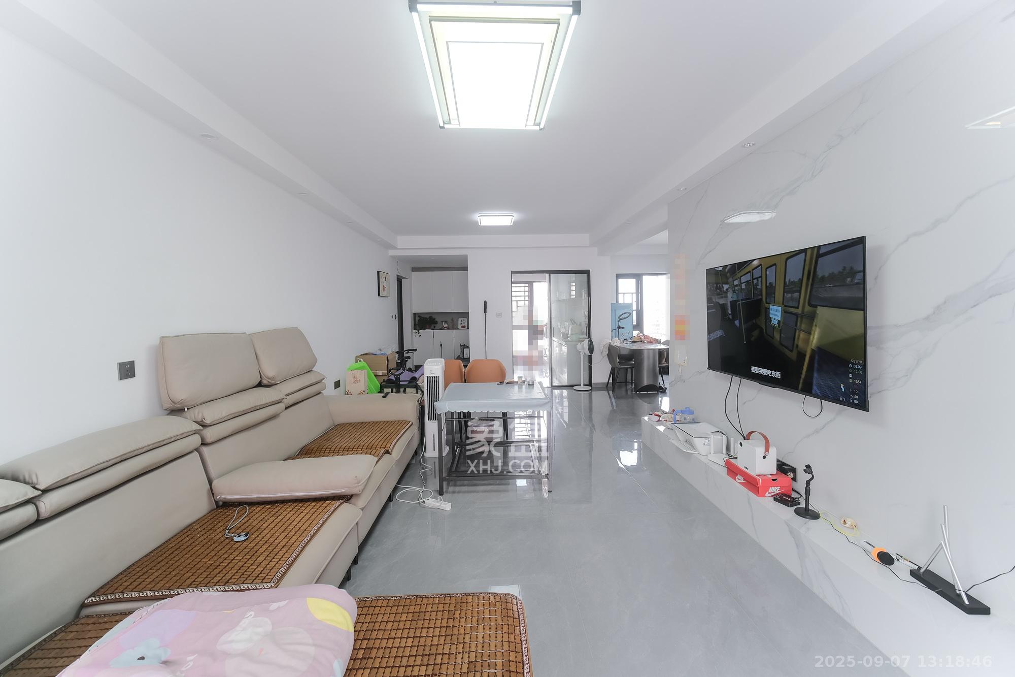 荣盛城  4室2厅2卫    86.0万 荣盛城  4室2厅2卫    86.0万