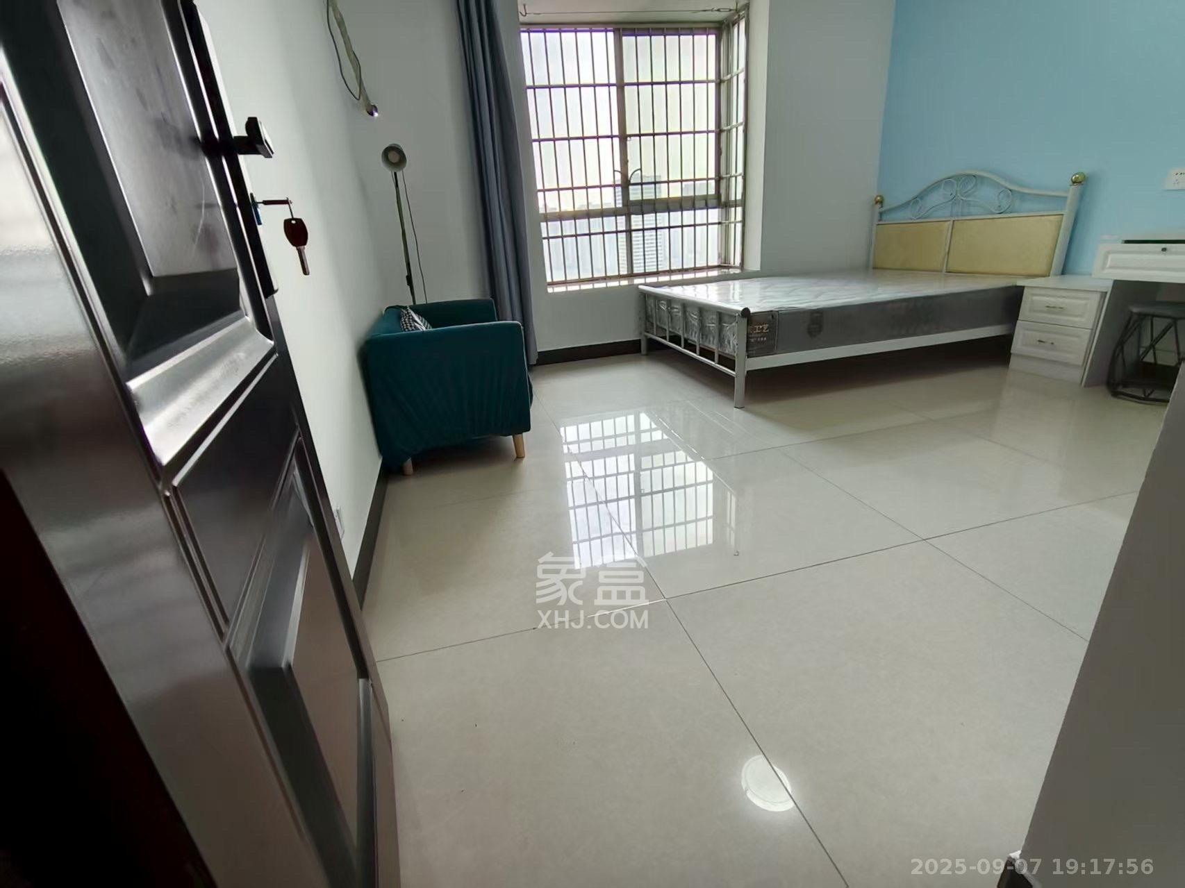 高桥现代商贸城 1室1厅1卫 1300.0元/月 高桥现代商贸城 1室1厅1卫 1300.0元/月室内图