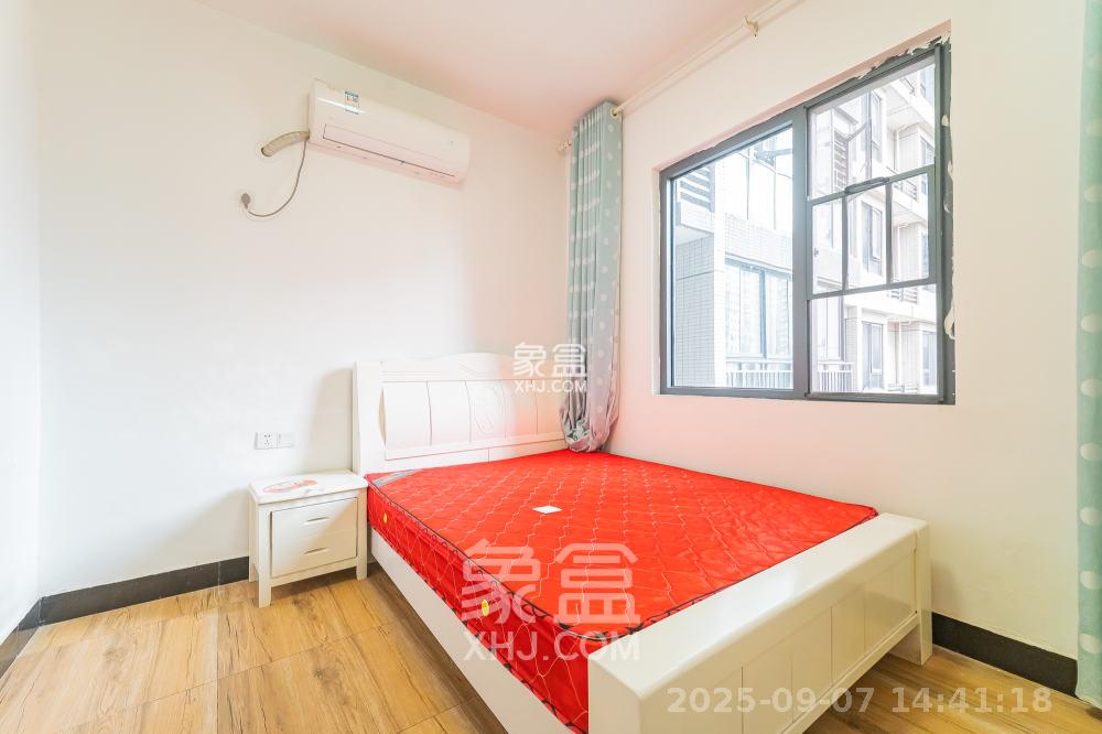 恒基凯旋门三期  3室2厅1卫    2500.0元/月室内图