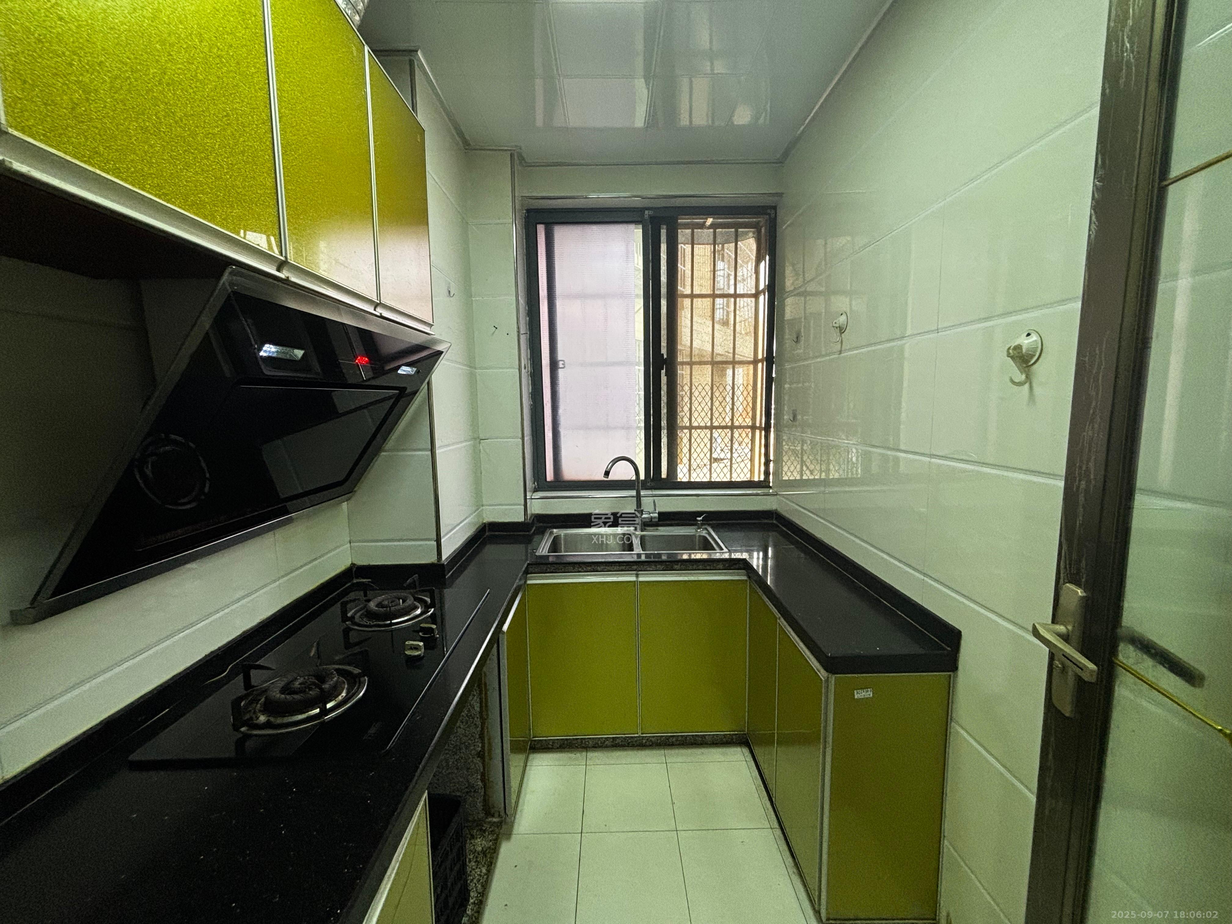 东方银座(东方摩卡) 2室1厅1卫 1800.0元/月 东方银座(东方摩卡) 2室1厅1卫 1800.0元/月室内图