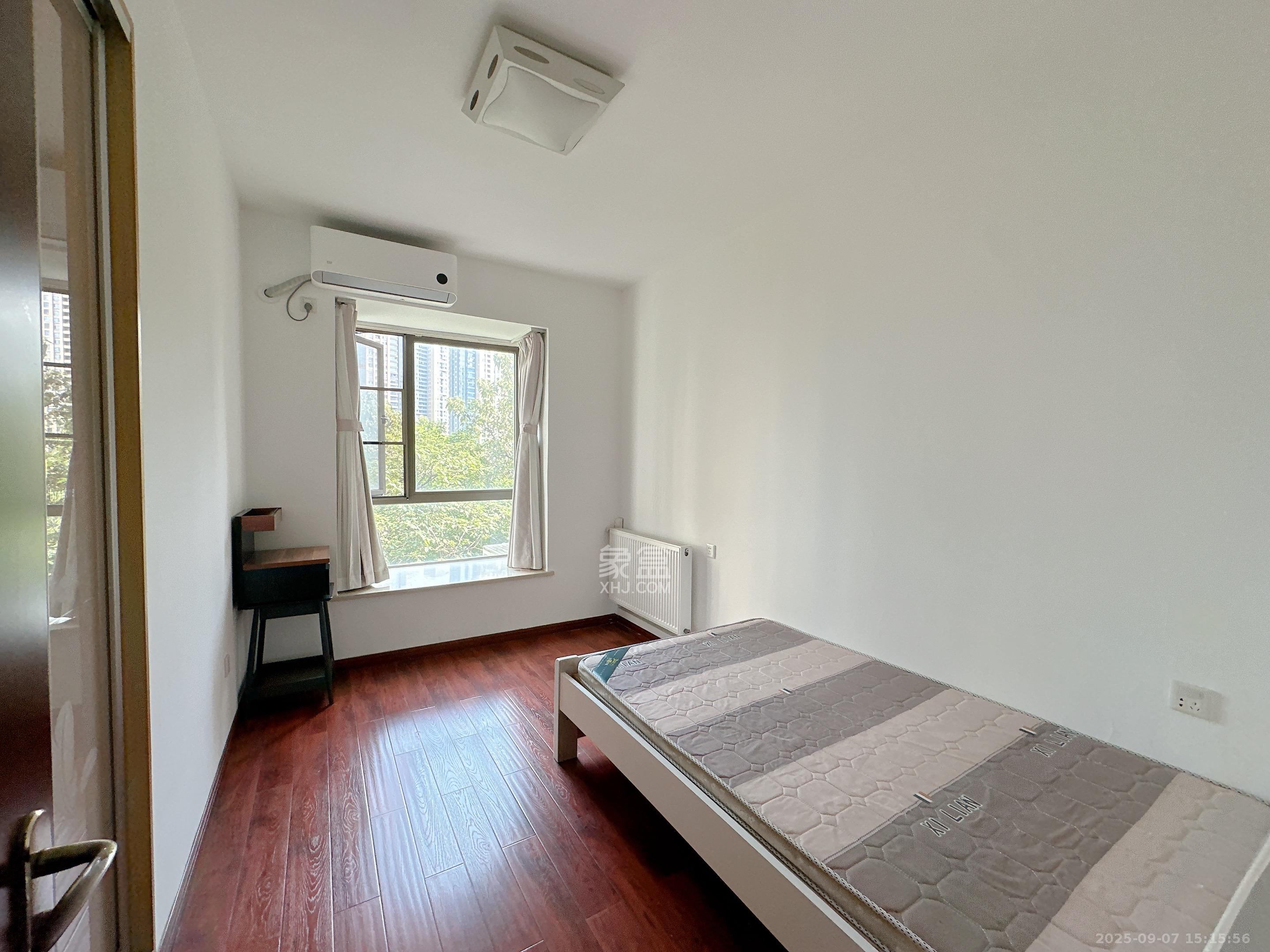 金域南外滩(望江佳园)  3室2厅2卫    4200.0元/月 金域南外滩(望江佳园)  3室2厅2卫    4200.0元/月室内图