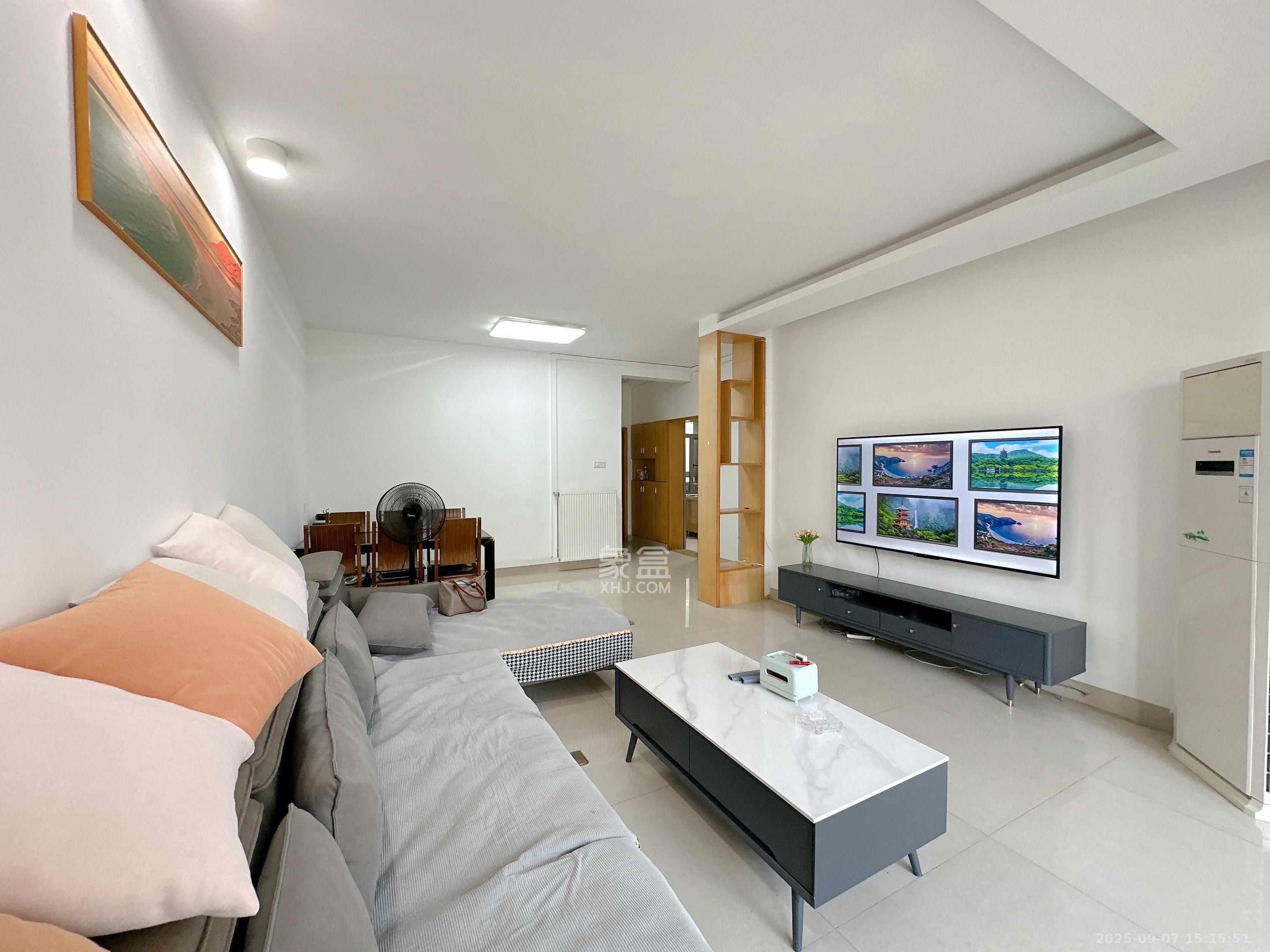 金域南外滩(望江佳园)  3室2厅2卫    4200.0元/月 金域南外滩(望江佳园)  3室2厅2卫    4200.0元/月室内图