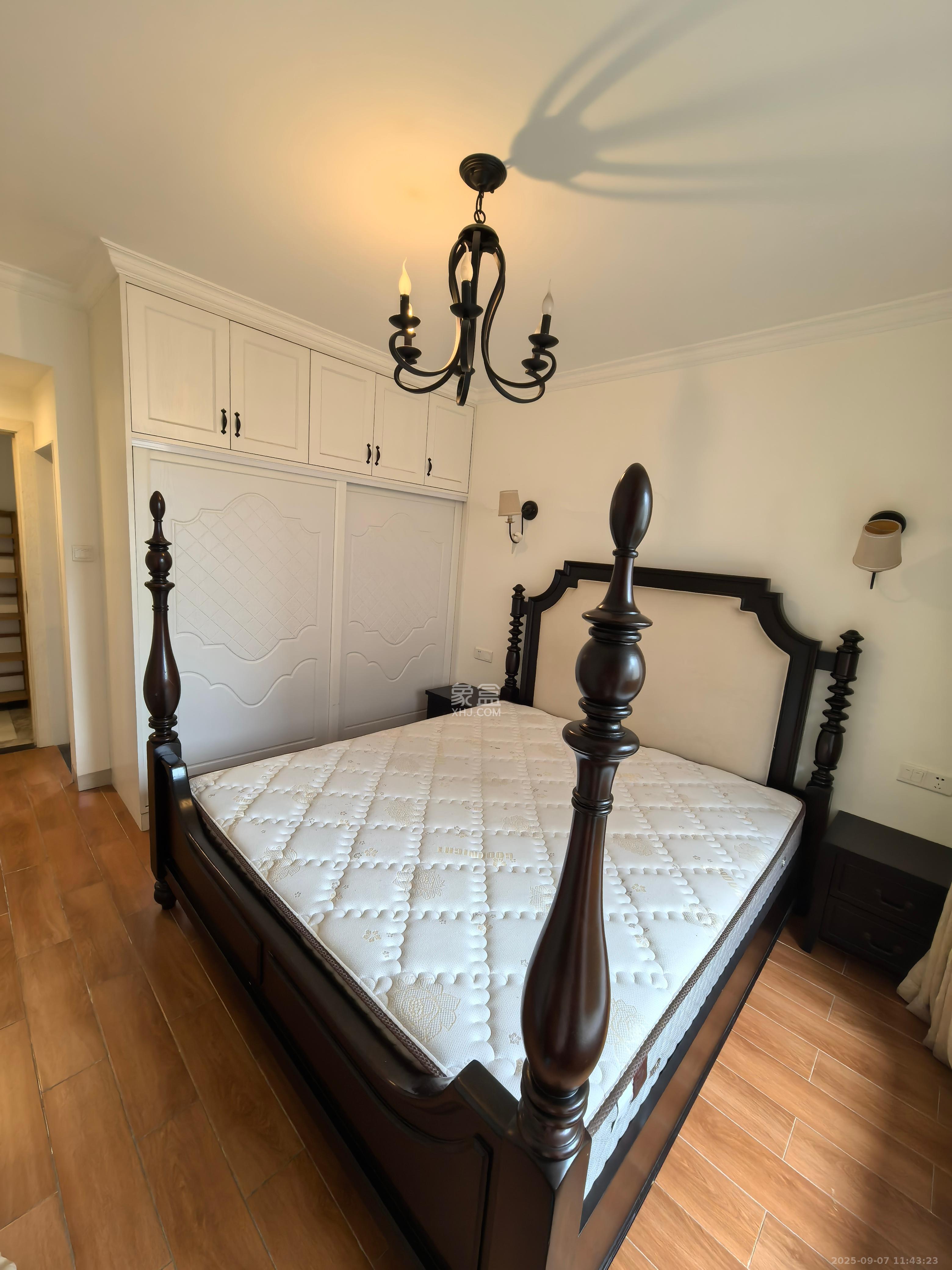 丽发新城  3室2厅2卫    2500.0元/月 丽发新城  3室2厅2卫    2500.0元/月室内图