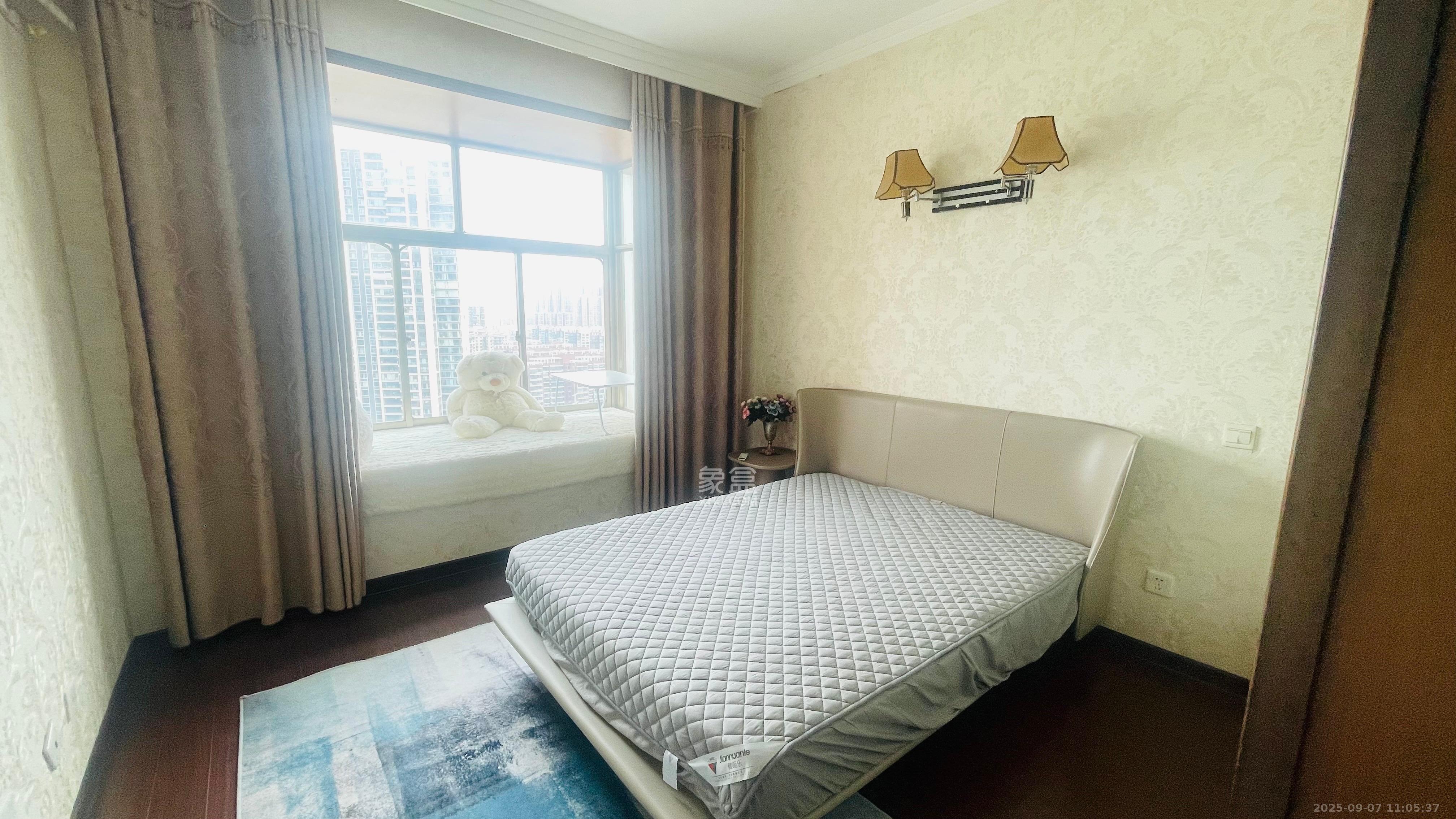 莲湖大厦  1室0厅0卫    2600.0元/月室内图