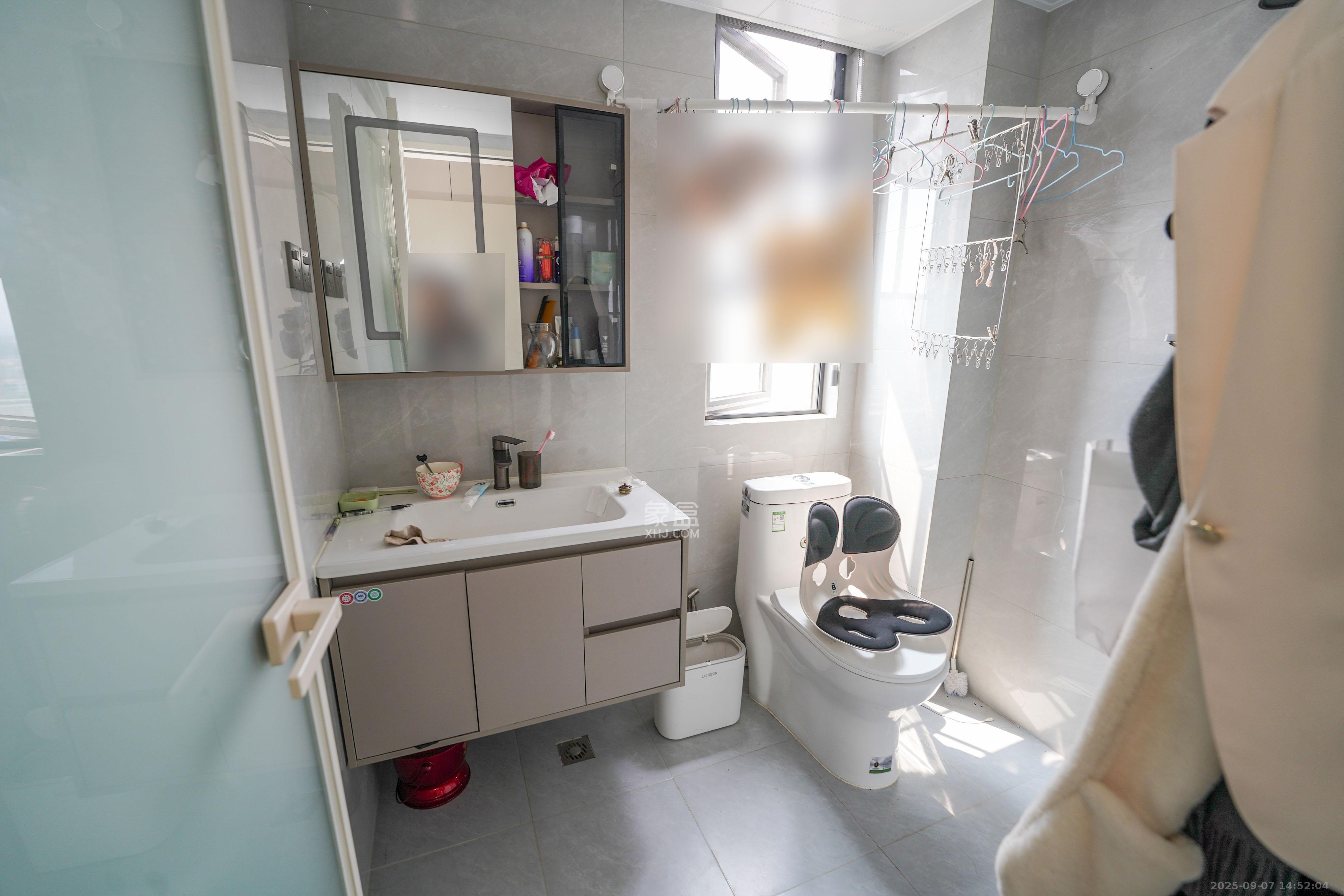 京盛和府  1室0厅0卫    150.0万 京盛和府  1室0厅0卫    150.0万卫生间