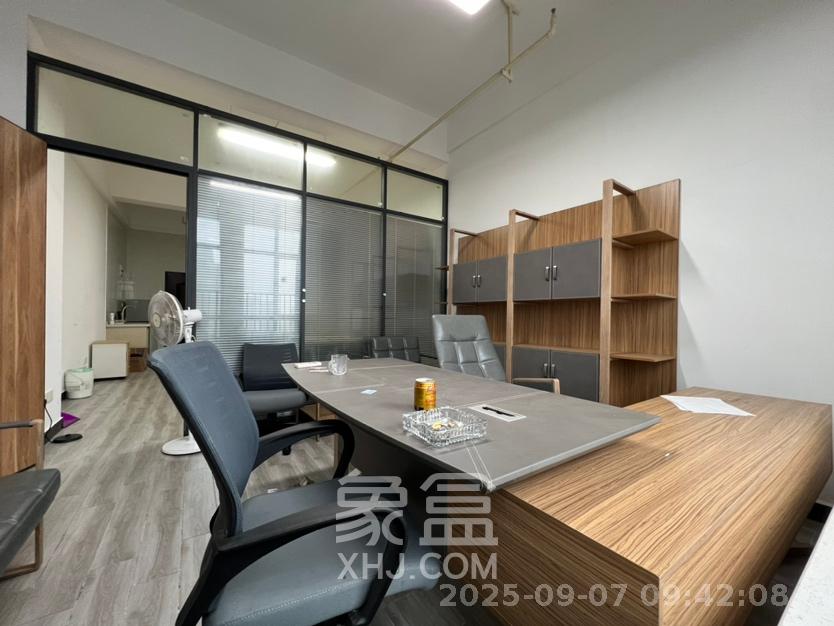 荣悦台  1室1厅1卫   2000.00元/月室内图