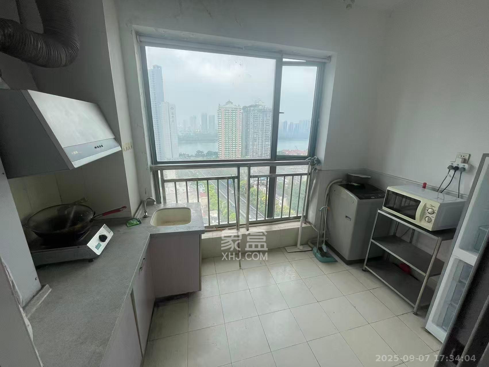 上城金都 1室1厅1卫 1700.0元/月 上城金都 1室1厅1卫 1700.0元/月室内图