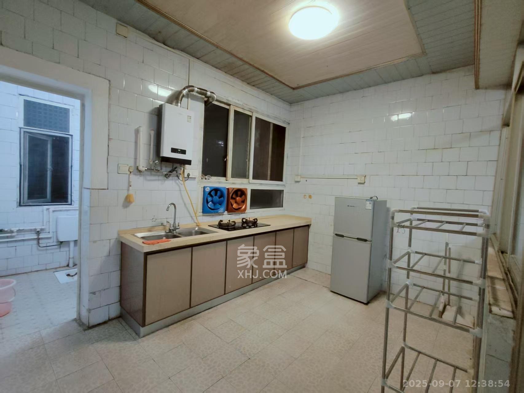 民政局宿舍 2室1厅1卫 1000.0元/月 民政局宿舍 2室1厅1卫 1000.0元/月室内图