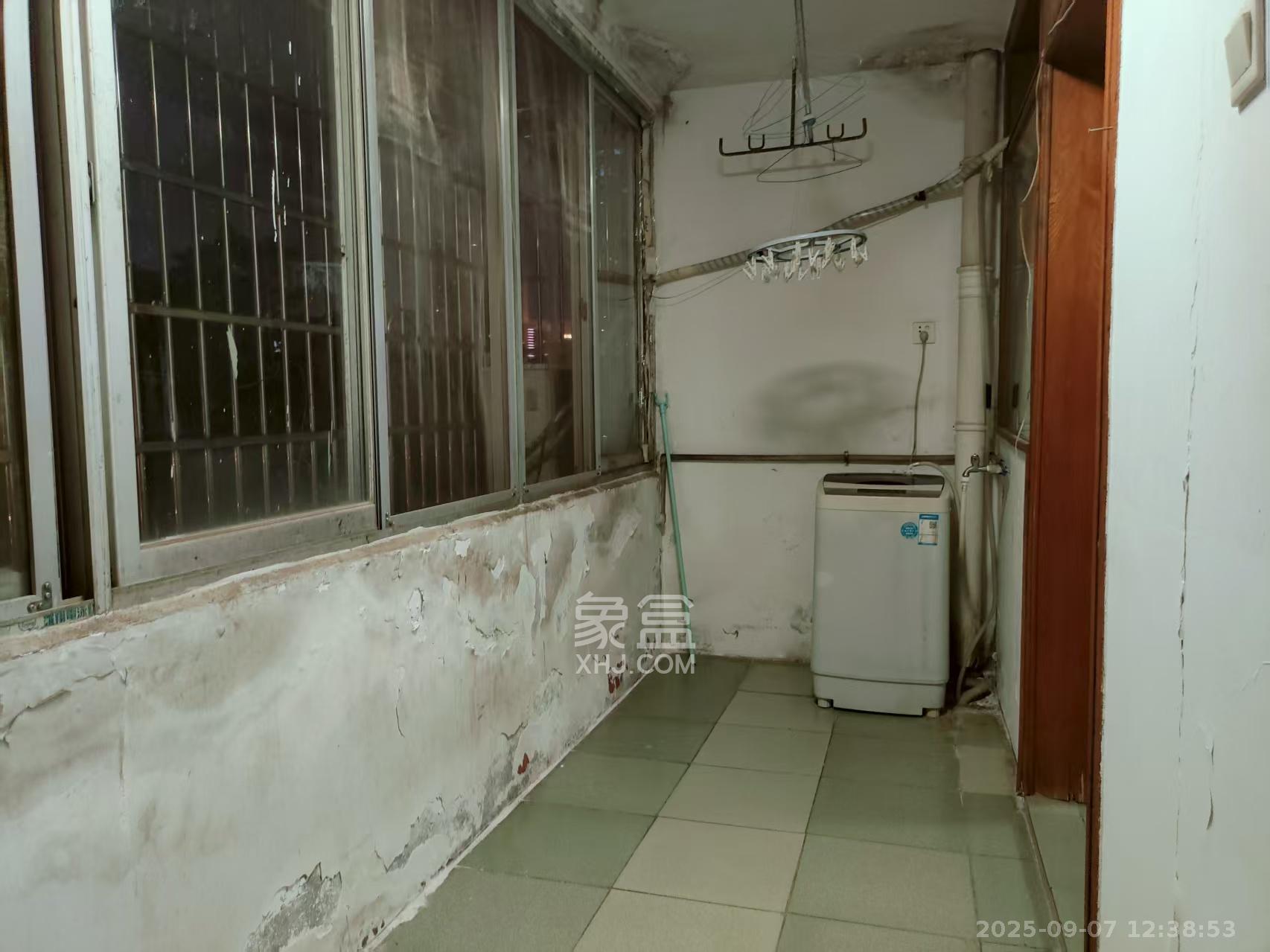 民政局宿舍 2室1厅1卫 1000.0元/月 民政局宿舍 2室1厅1卫 1000.0元/月室内图