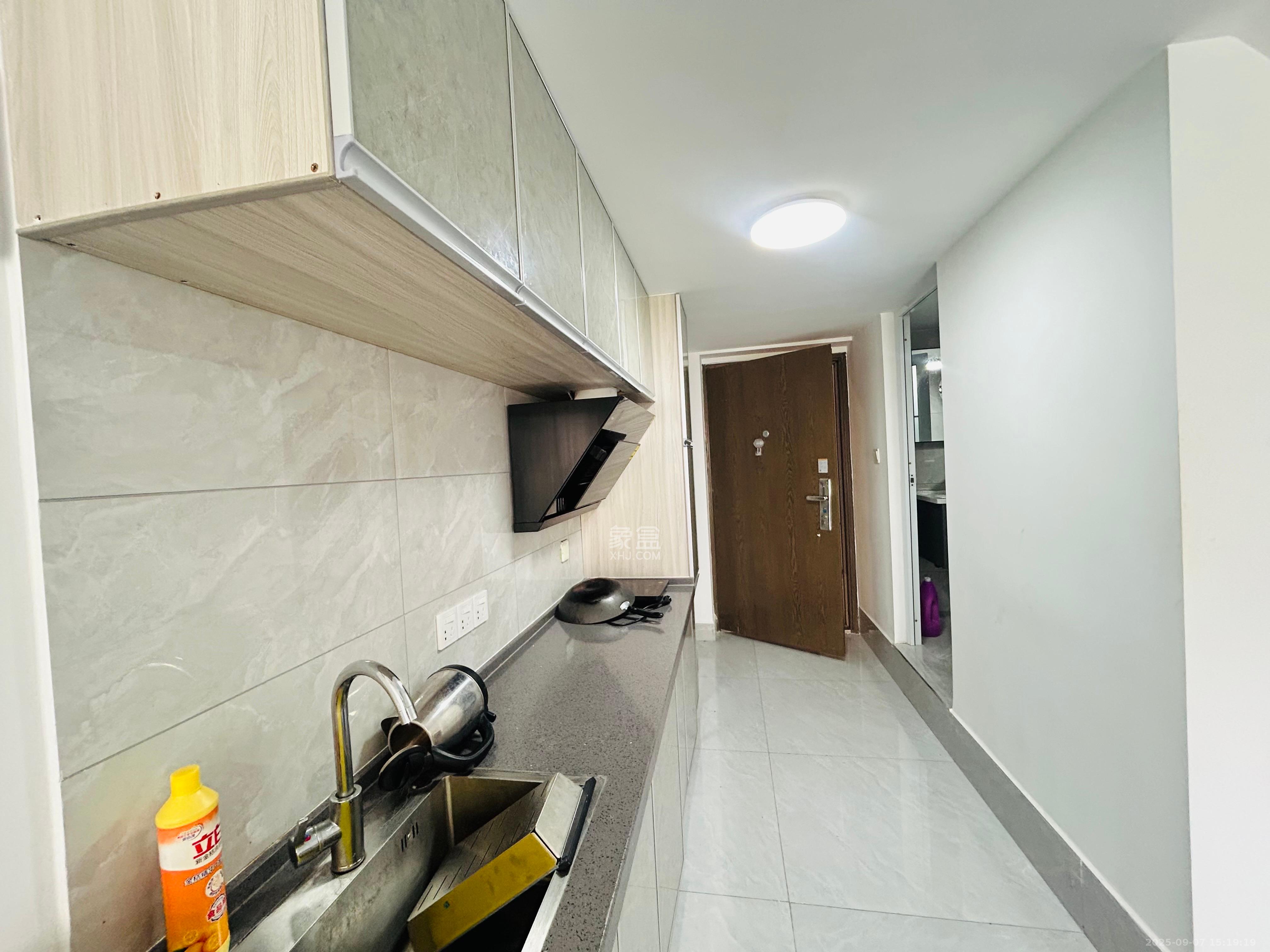 华润琨瑜府  2室1厅1卫    2200.0元/月室内图