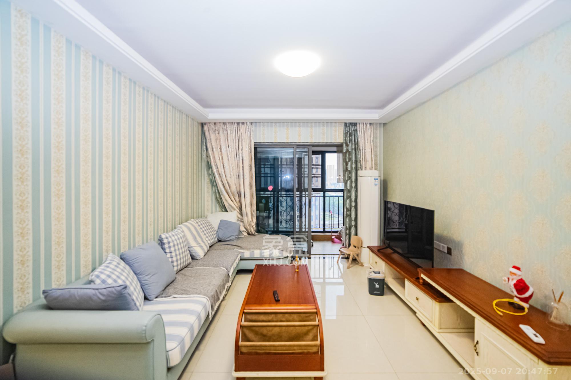 珠江郦城薰衣道  3室2厅1卫    78.0万 珠江郦城薰衣道  3室2厅1卫    78.0万