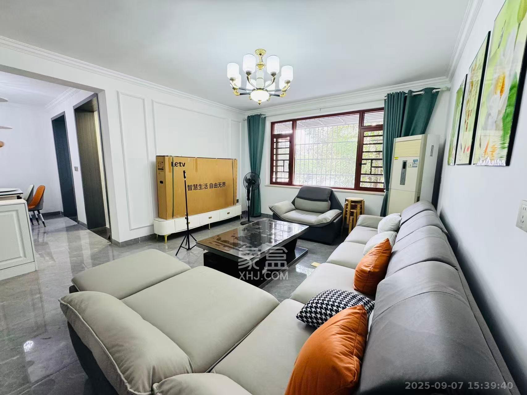 铝厂宿舍 3室2厅1卫 1900.0元/月 铝厂宿舍 3室2厅1卫 1900.0元/月室内图