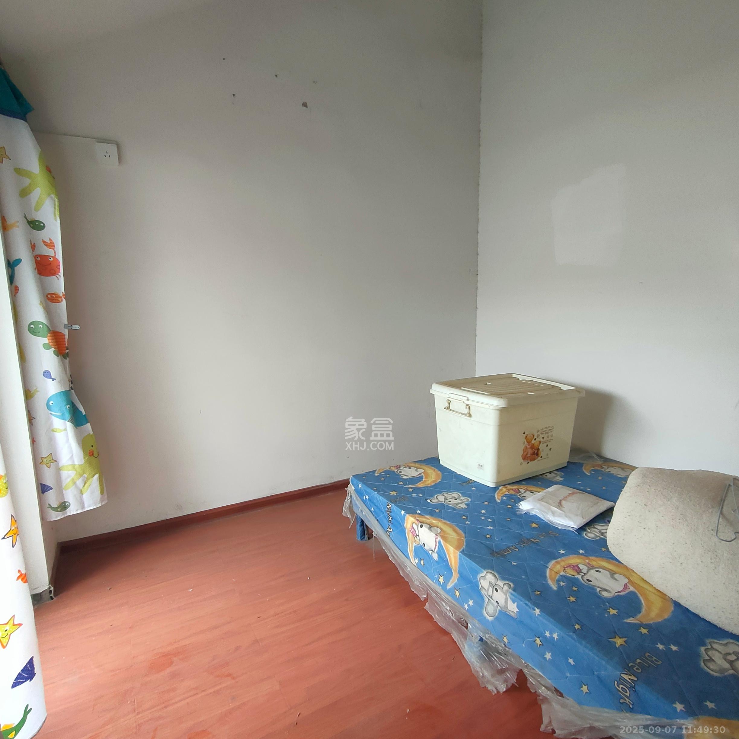 东岸锦城(东方人家) 3室2厅1卫 1800.0元/月 东岸锦城(东方人家) 3室2厅1卫 1800.0元/月室内图