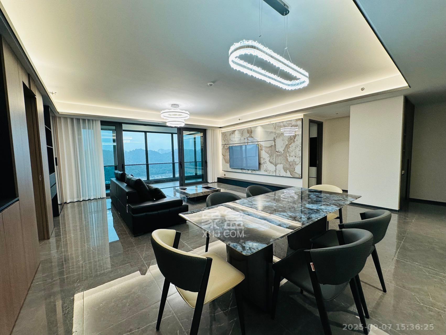 绿城招商桂语雲峯 4室2厅2卫 8000.0元/月 绿城招商桂语雲峯 4室2厅2卫 8000.0元/月室内图