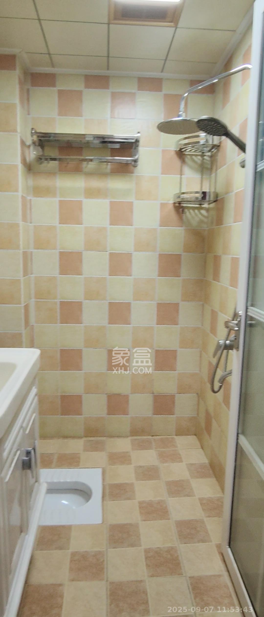 同鑫家园  1室0厅1卫    1500.0元/月室内图