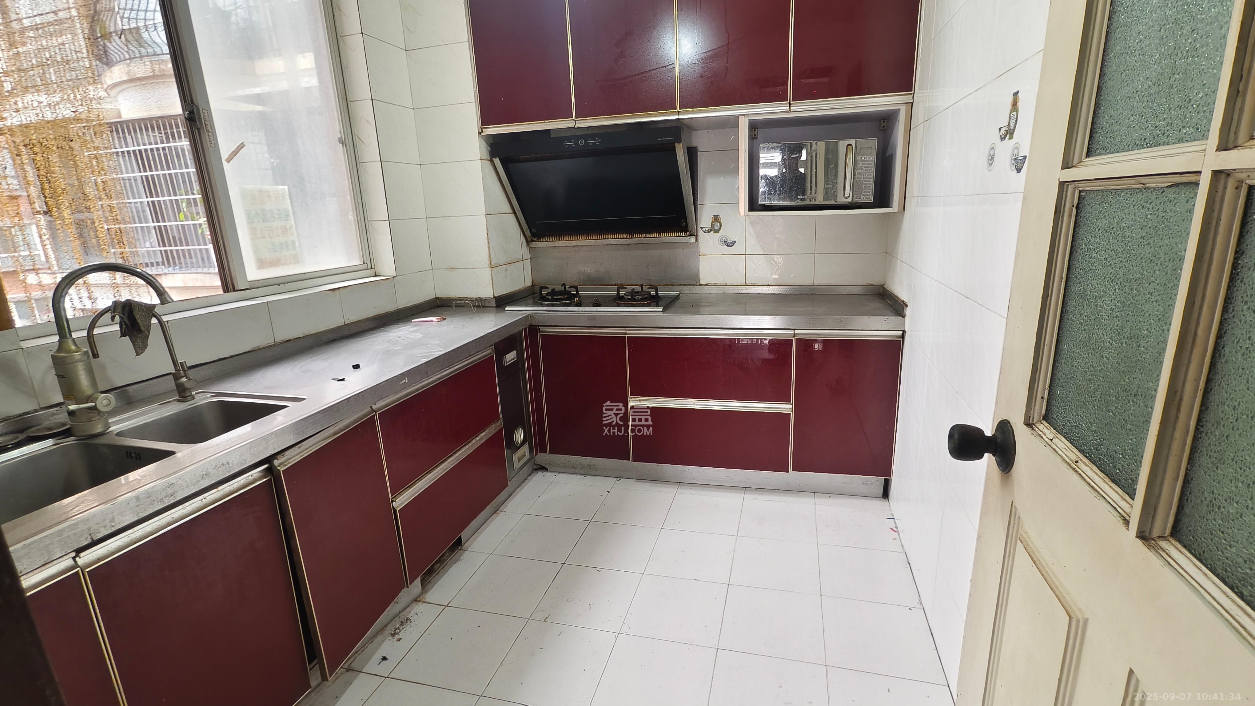 福乐名园  3室2厅2卫    2980.0元/月 福乐名园  3室2厅2卫    2980.0元/月室内图