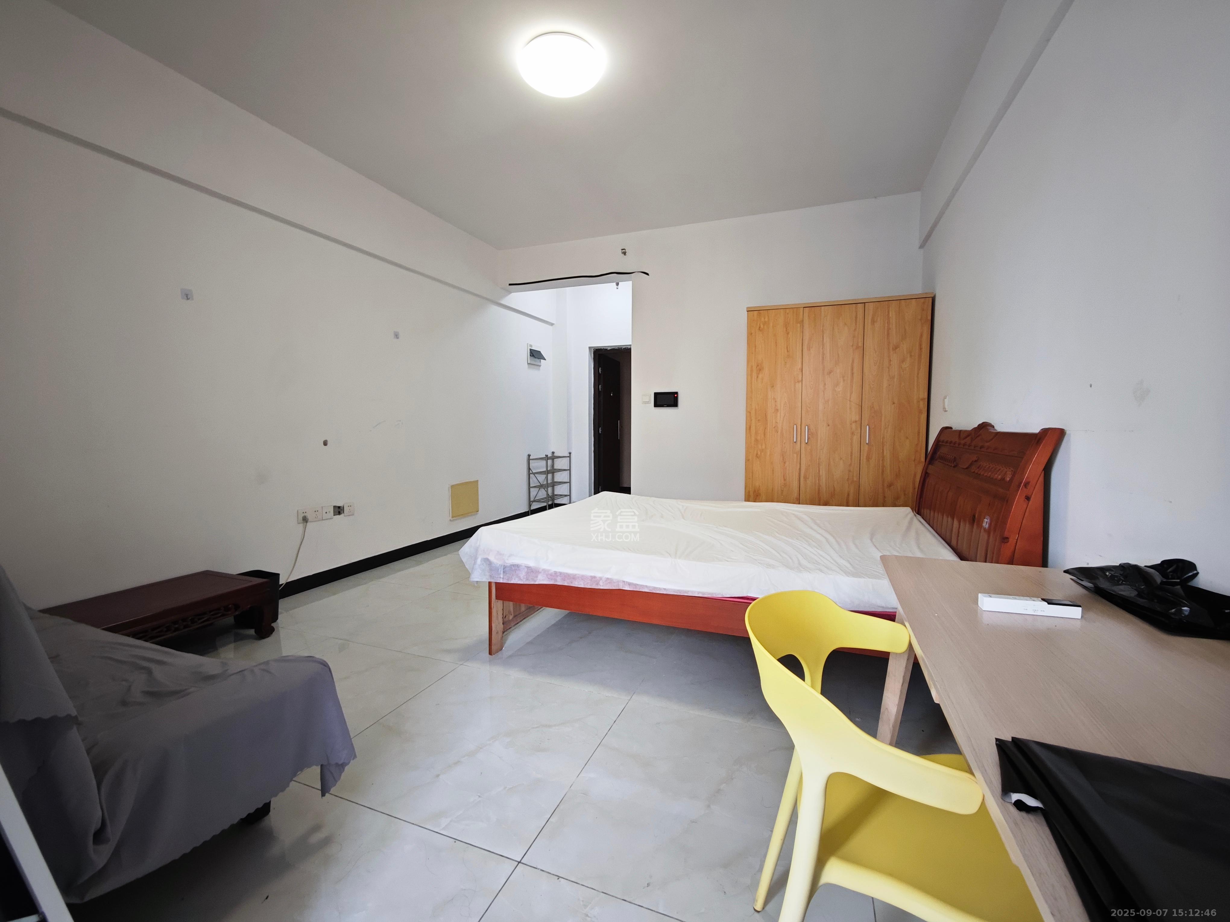 未来漫城 1室1厅1卫 1300.0元/月 未来漫城 1室1厅1卫 1300.0元/月室内图