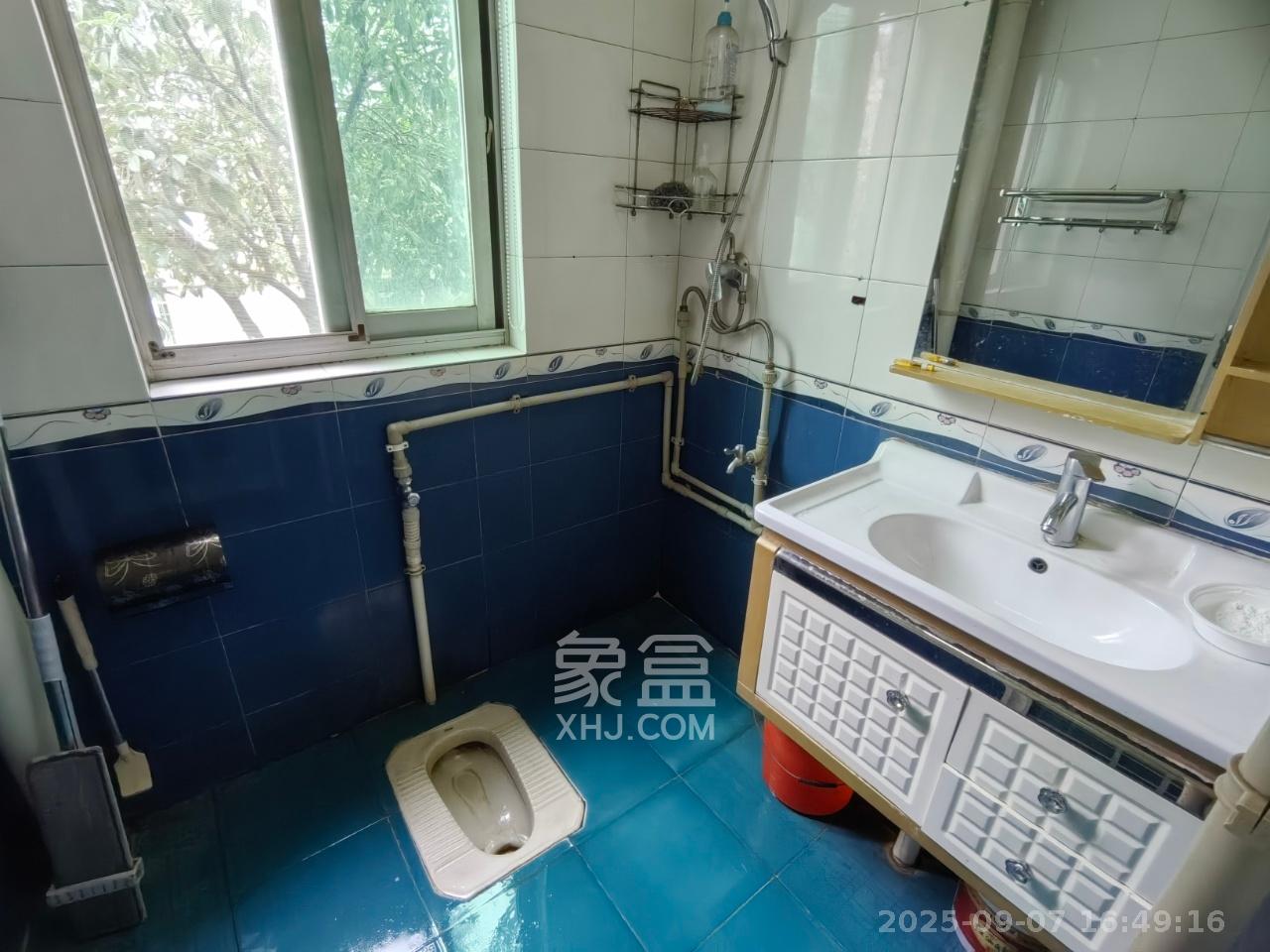 洞井一小区 3室1厅1卫 1700.0元/月 洞井一小区 3室1厅1卫 1700.0元/月室内图