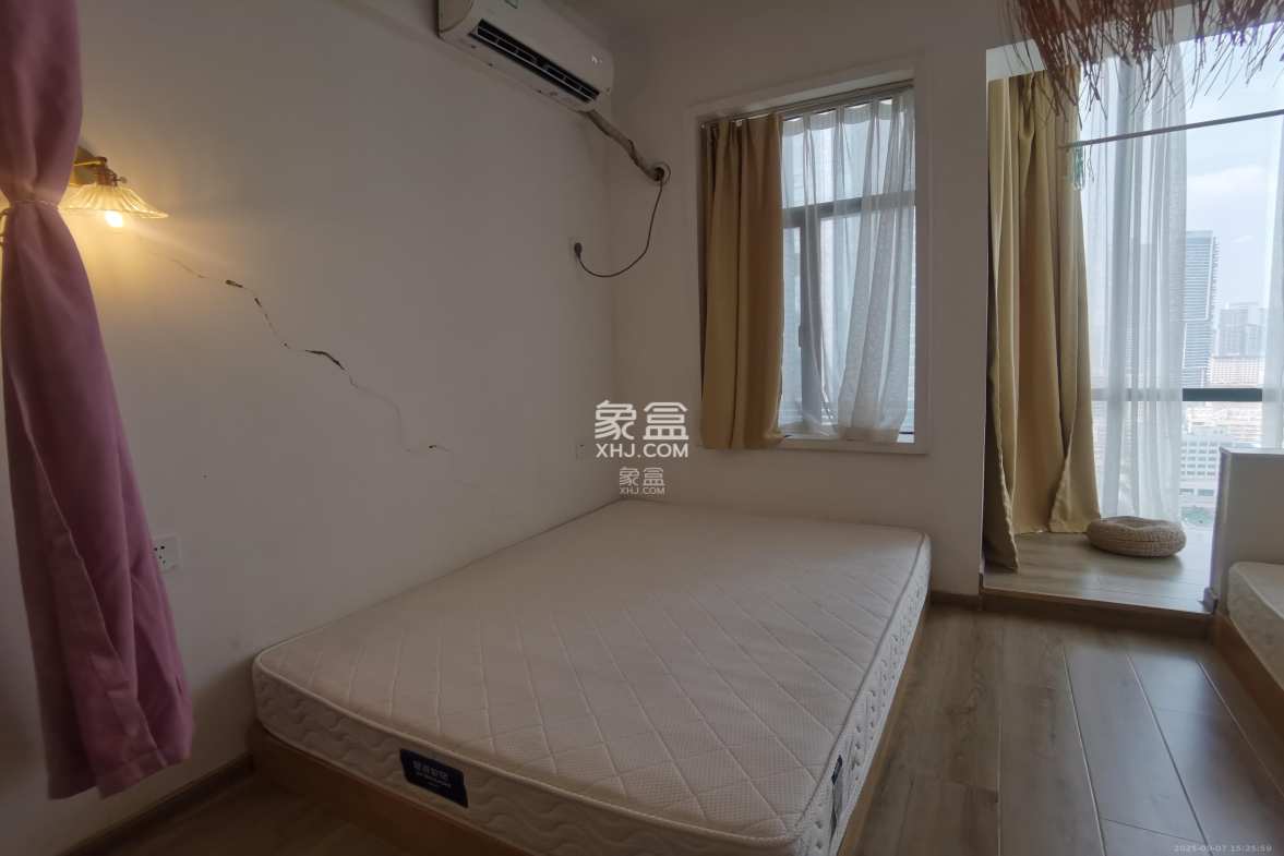 YO领域(领御大厦) 1室1厅1卫 1350.0元/月 YO领域(领御大厦) 1室1厅1卫 1350.0元/月室内图