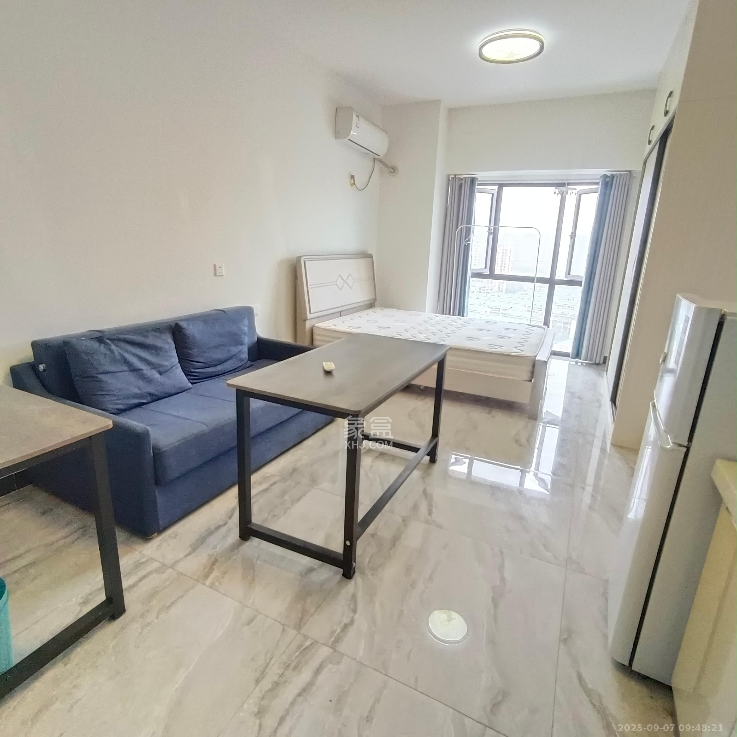 绿洲花园 1室1厅1卫 1700.0元/月 绿洲花园 1室1厅1卫 1700.0元/月室内图