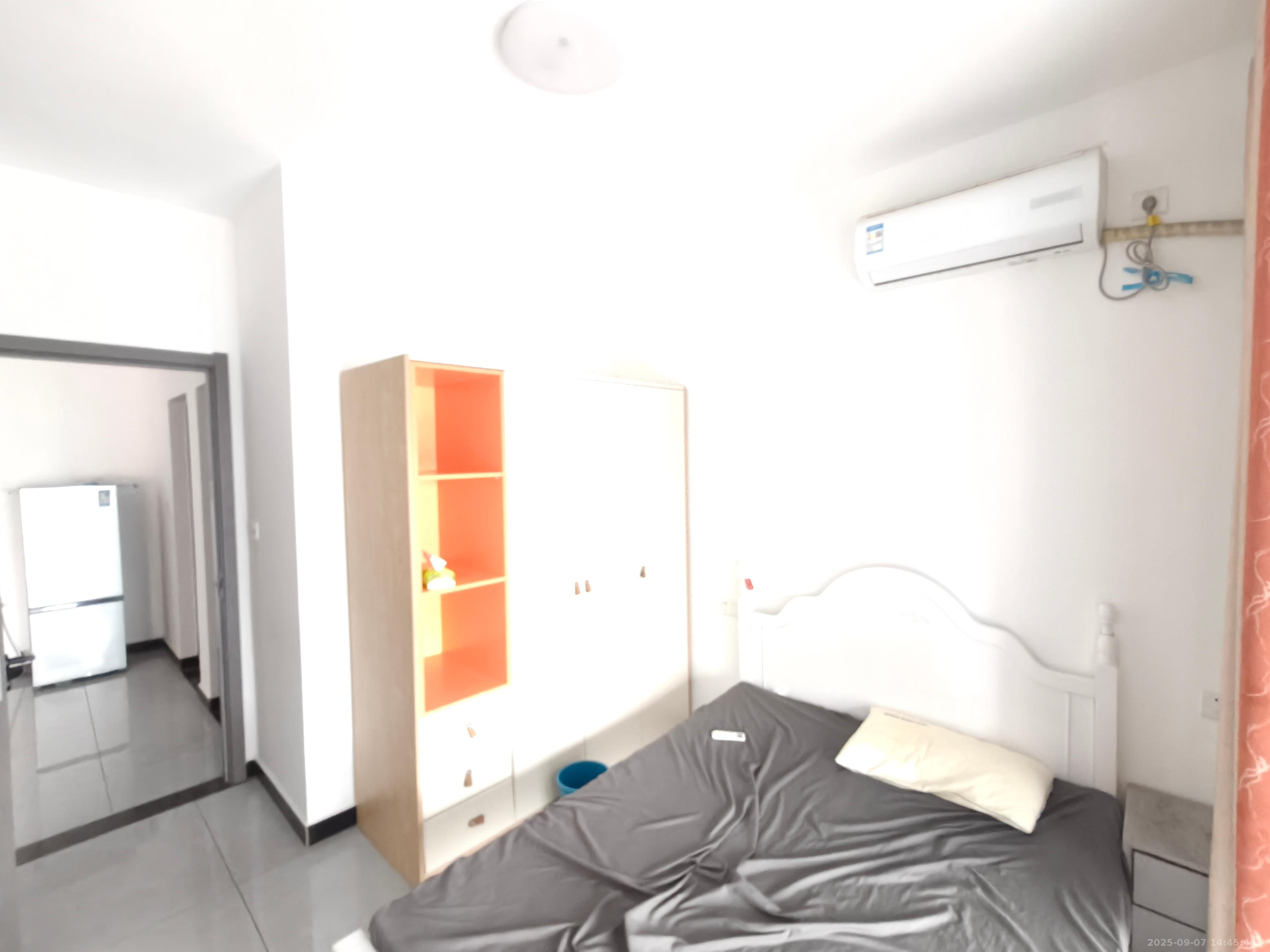 明昇壹城(明昇时代广场)二期 3室2厅2卫 2300.0元/月 明昇壹城(明昇时代广场)二期 3室2厅2卫 2300.0元/月室内图