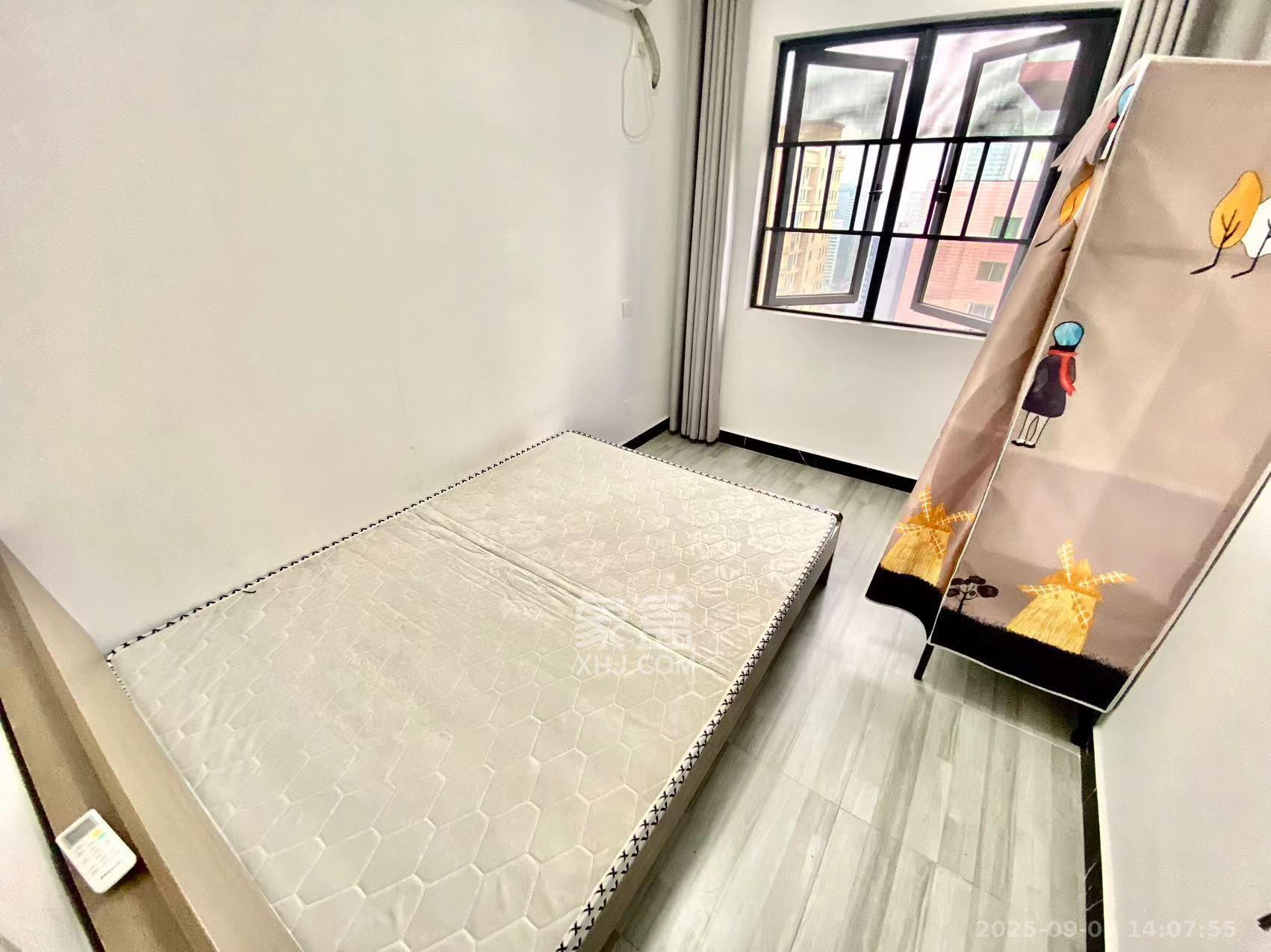 韭菜园嘉苑  2室2厅1卫    3200.0元/月室内图