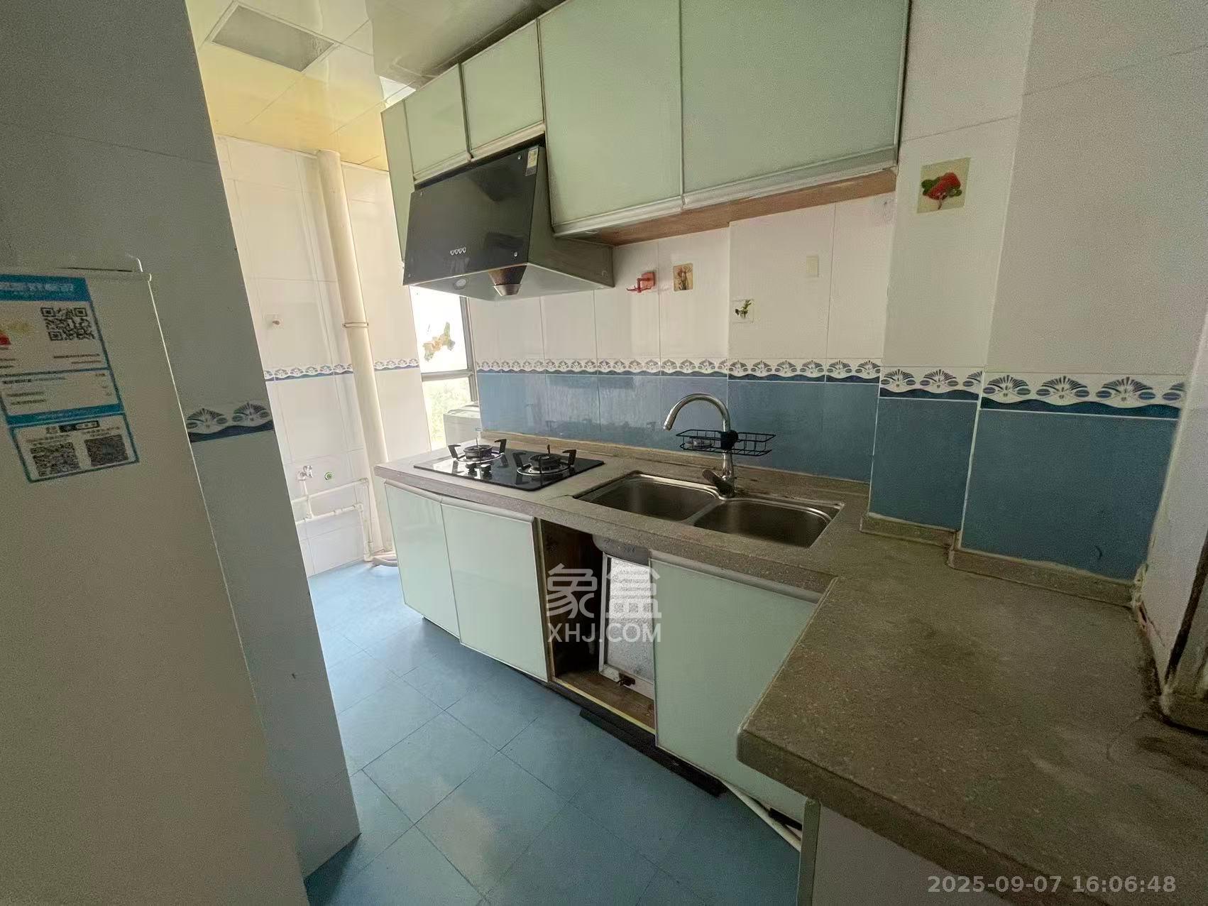 中城丽景香山园 2室2厅1卫 2100.0元/月 中城丽景香山园 2室2厅1卫 2100.0元/月室内图