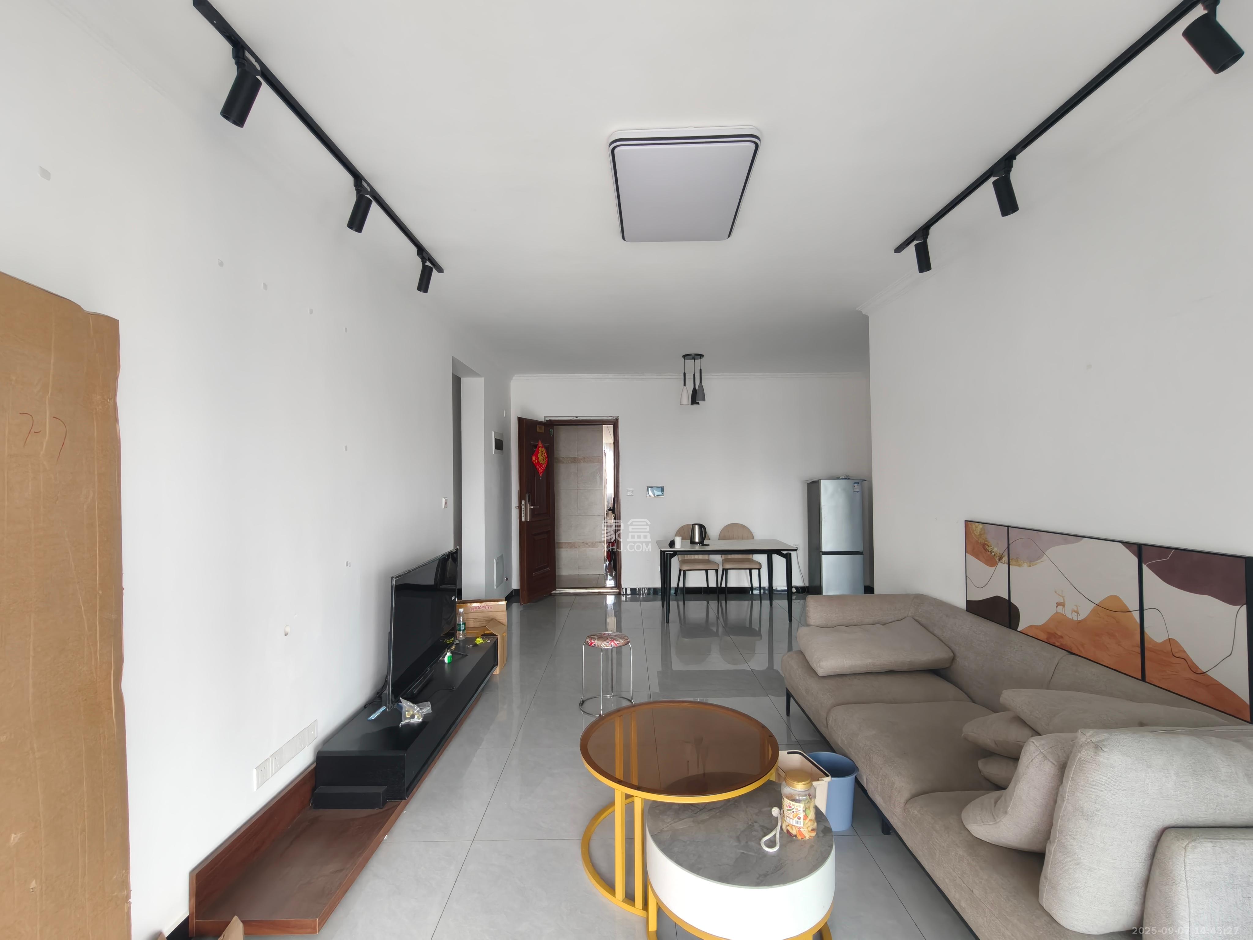 明昇壹城(明昇时代广场)二期 3室2厅2卫 2300.0元/月 明昇壹城(明昇时代广场)二期 3室2厅2卫 2300.0元/月室内图