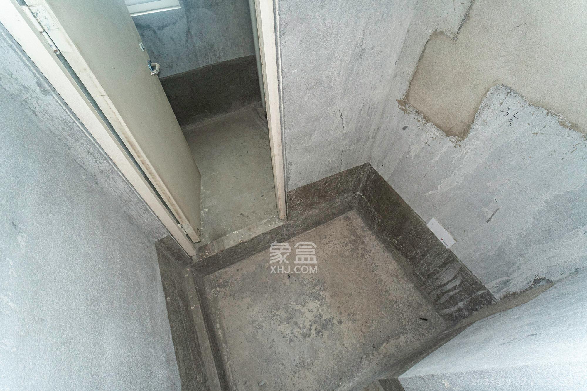 金地艺境 3室2厅2卫 60.8万 金地艺境 3室2厅2卫 60.8万卫生间