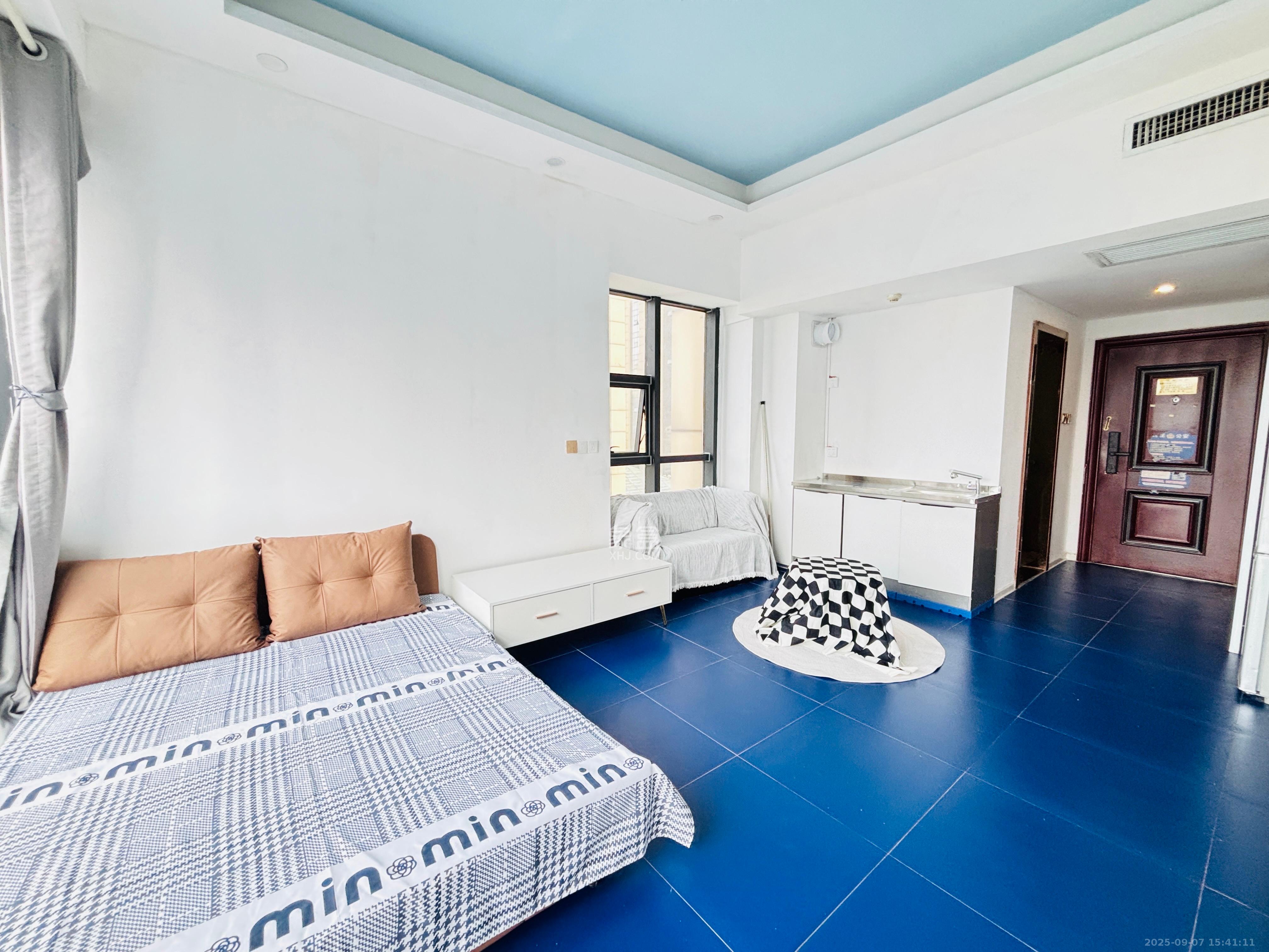 万坤图财富广场  1室1厅1卫    1500.0元/月 万坤图财富广场  1室1厅1卫    1500.0元/月室内图