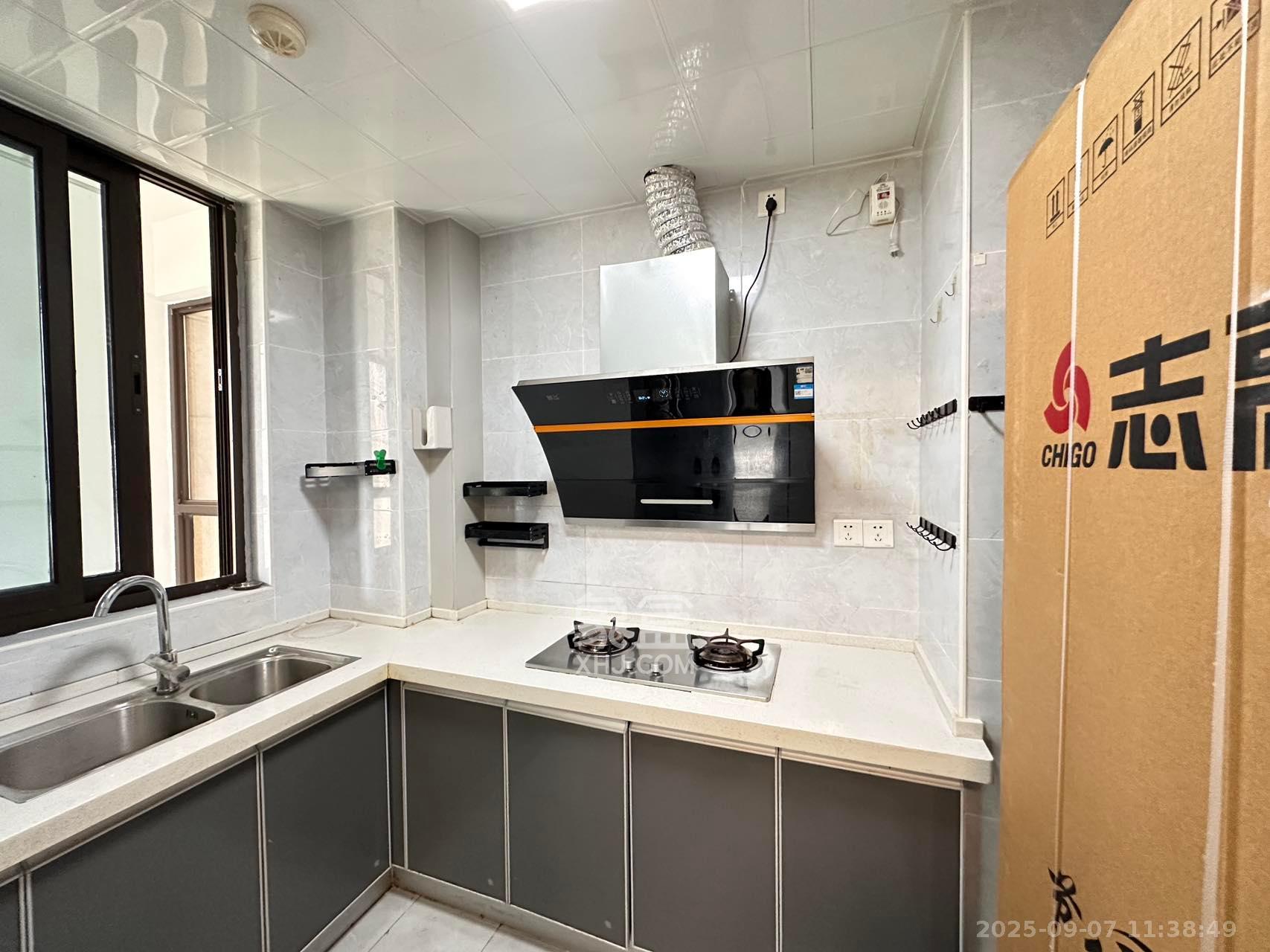 明昇壹城(明昇时代广场)二期 4室2厅3卫 3100.0元/月 明昇壹城(明昇时代广场)二期 4室2厅3卫 3100.0元/月室内图