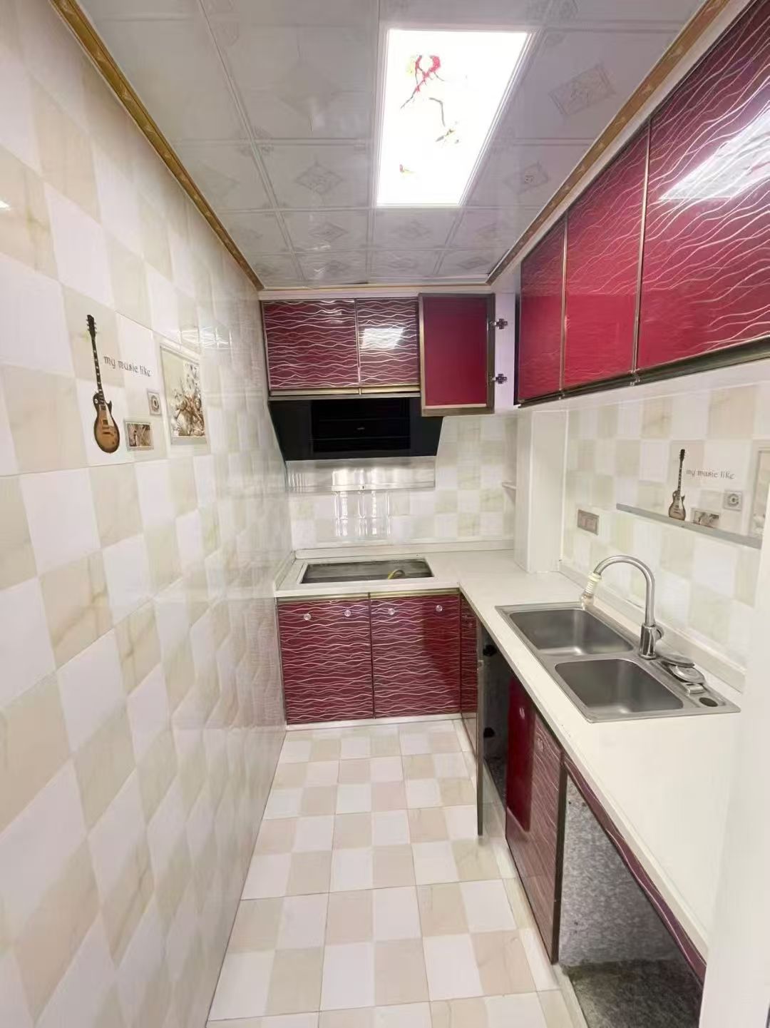 昌茂城邦  2室2厅1卫    118.9万 昌茂城邦  2室2厅1卫    118.9万室内图