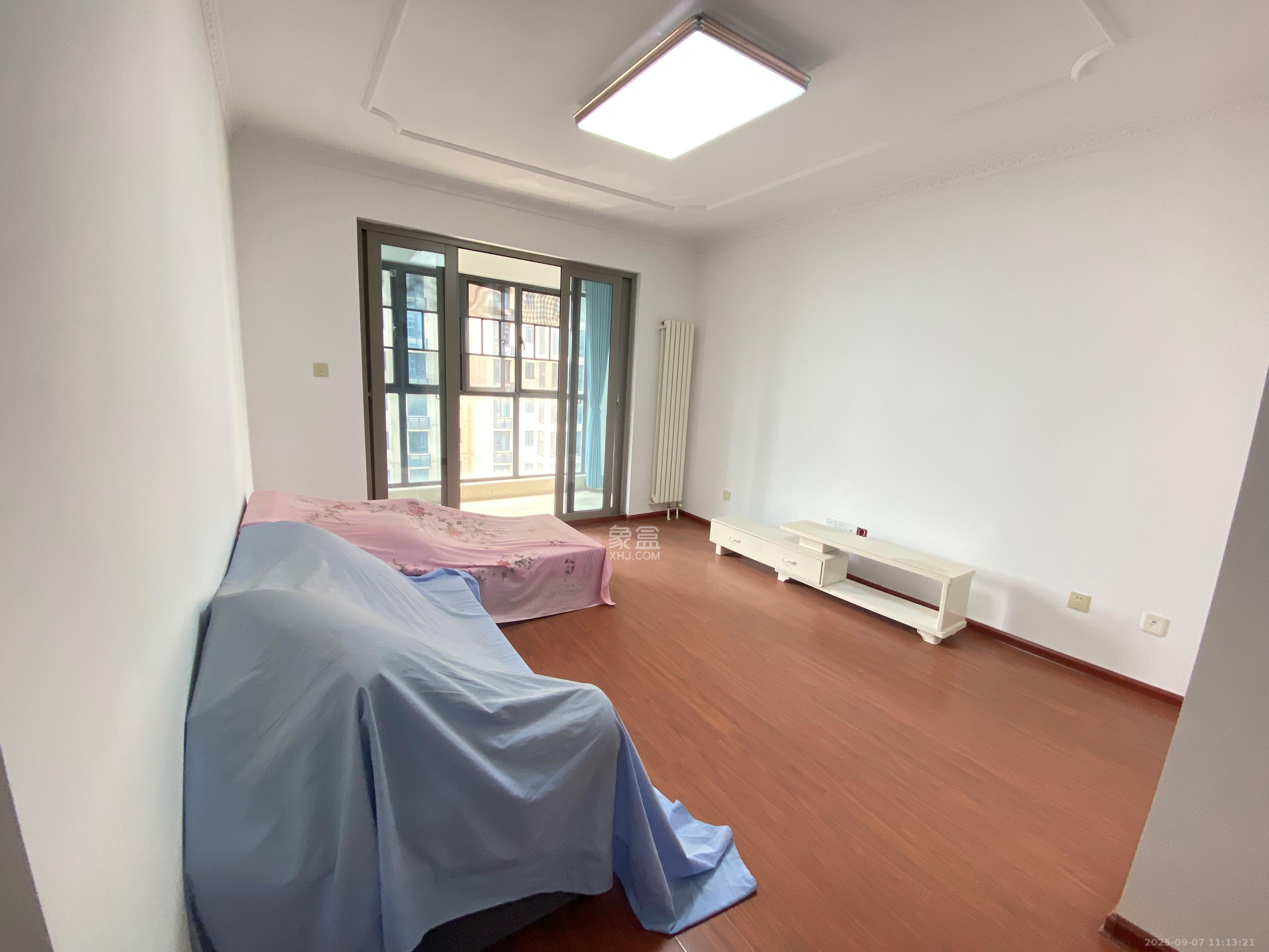 怡海星城 2室1厅1卫 2200.0元/月 怡海星城 2室1厅1卫 2200.0元/月室内图