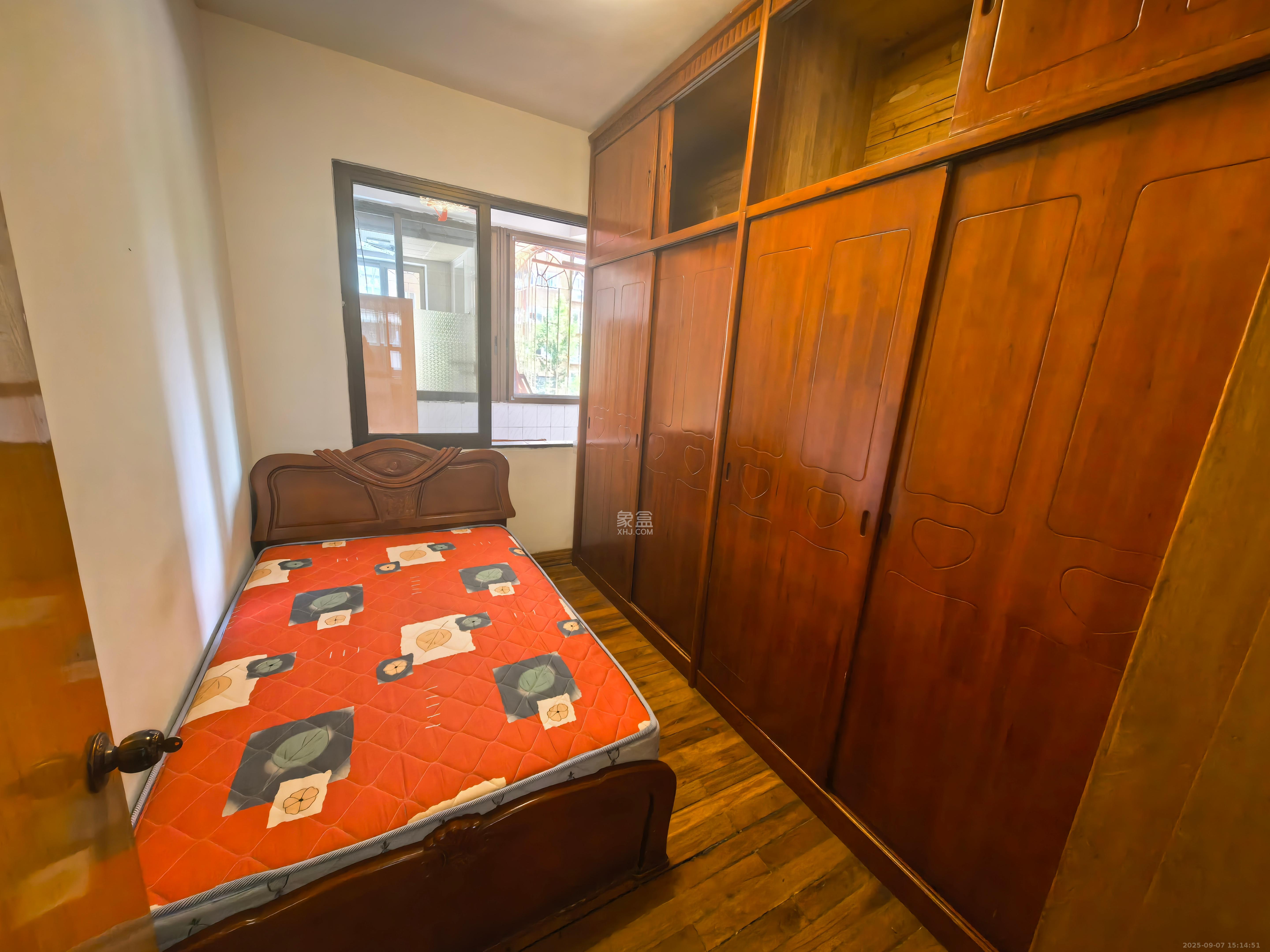 湖南省机关事务管理局  3室1厅1卫    2400.0元/月室内图