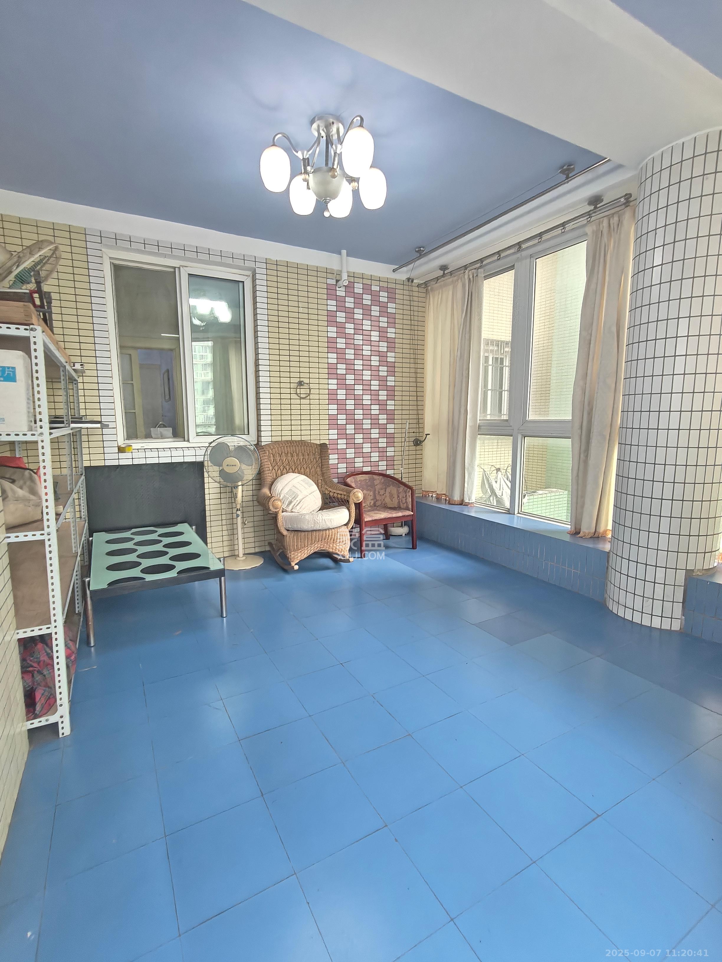 佳润新城(佳润新都)  3室2厅2卫    3300.0元/月 佳润新城(佳润新都)  3室2厅2卫    3300.0元/月室内图