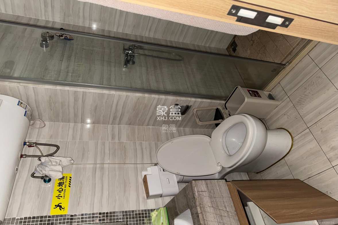 恒大国际广场 1室1厅1卫 1500.0元/月 恒大国际广场 1室1厅1卫 1500.0元/月室内图