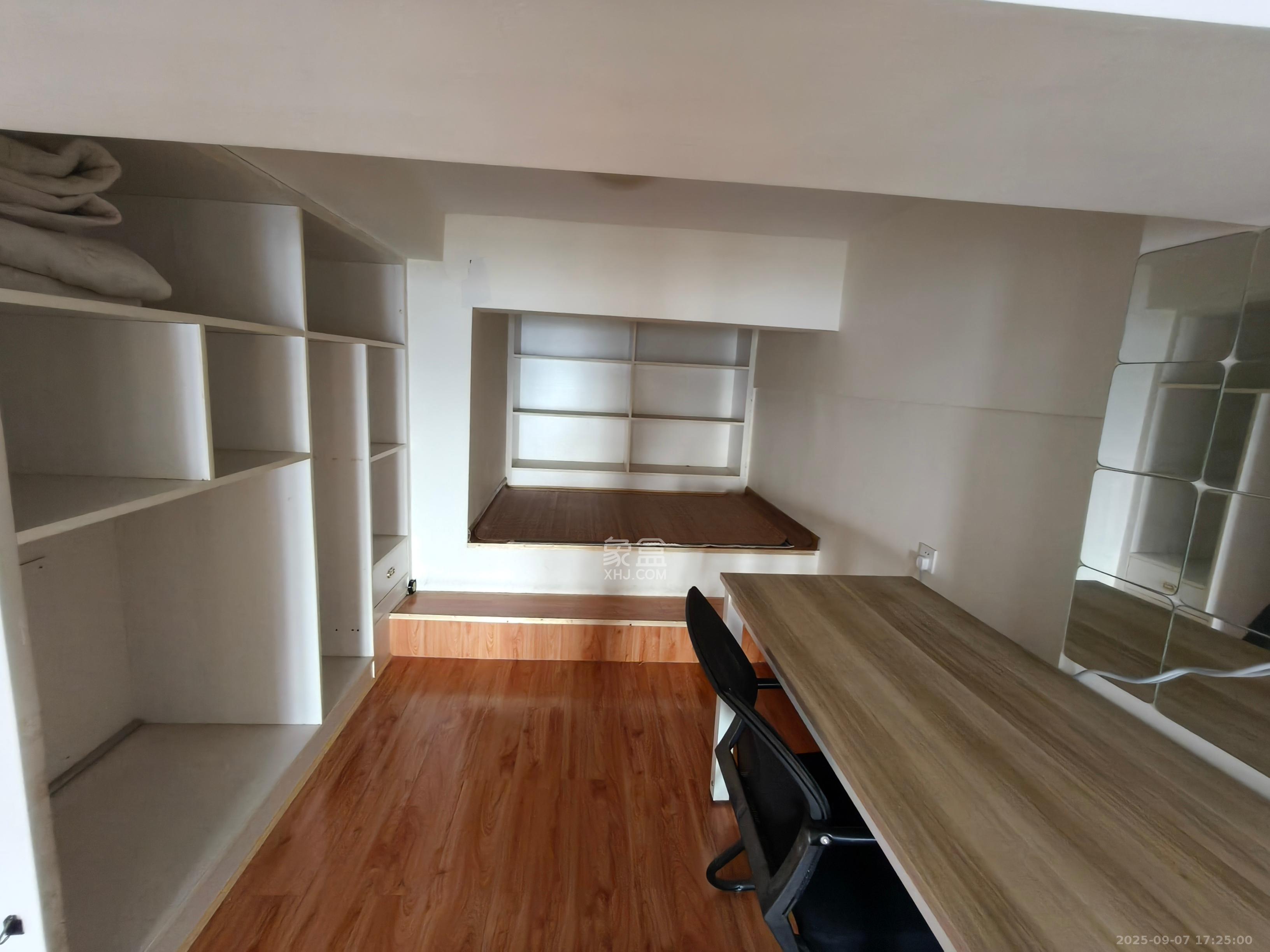 洋湖时代 1室1厅1卫 1600.0元/月 洋湖时代 1室1厅1卫 1600.0元/月室内图