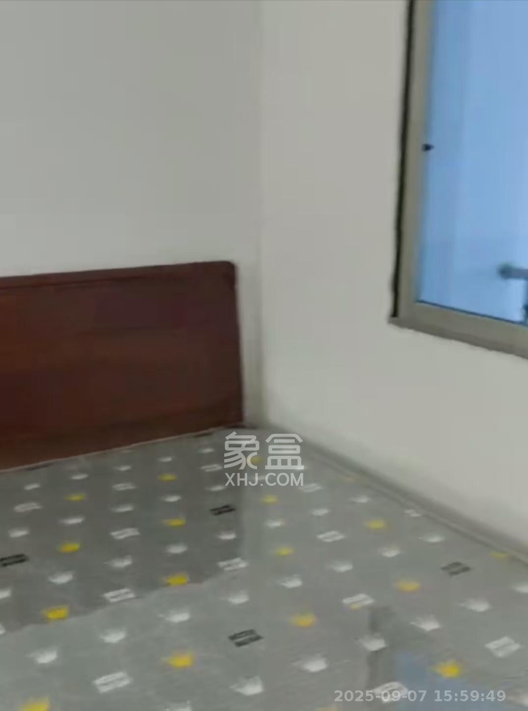 新合四村 3室2厅1卫 2000.0元/月 新合四村 3室2厅1卫 2000.0元/月室内图